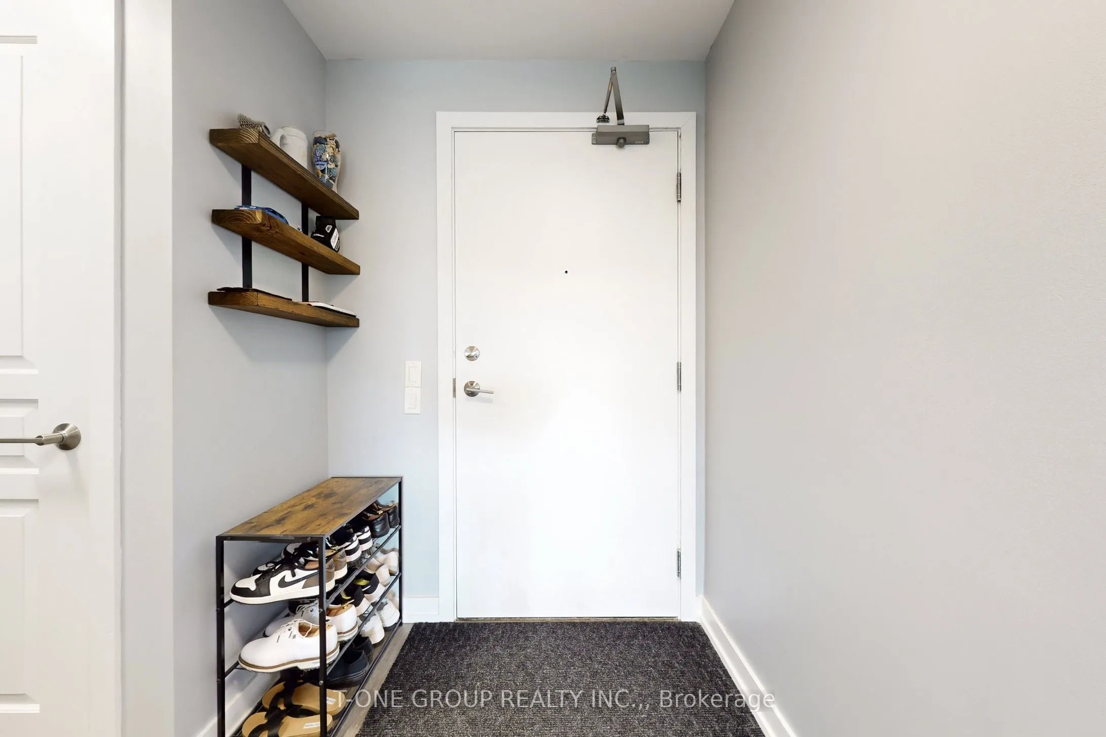 555 William Graham Drive, #315