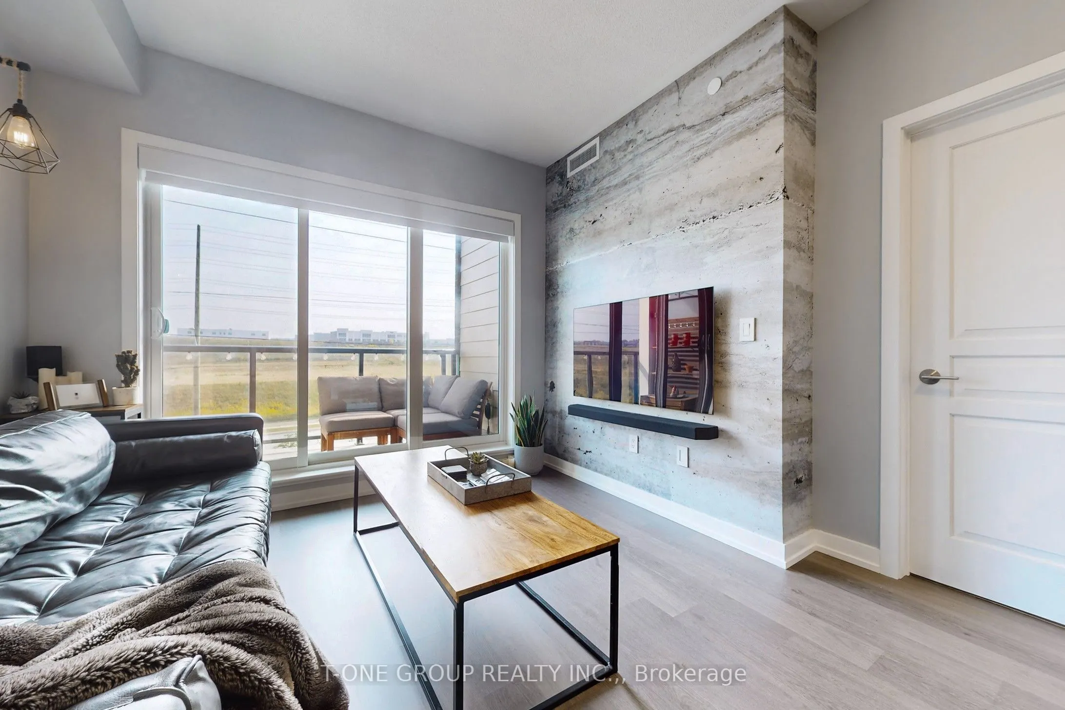 555 William Graham Drive, #315