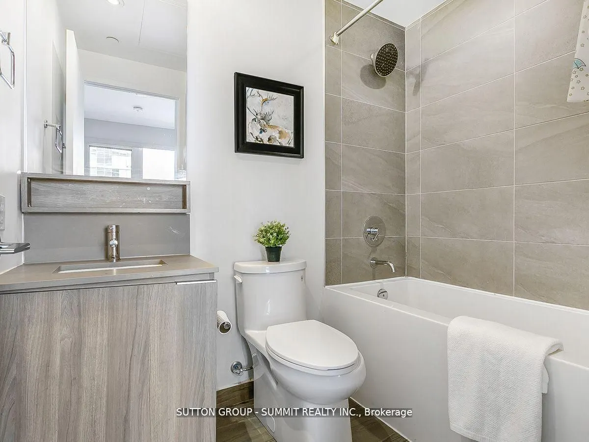 950 Portage Parkway, #1103