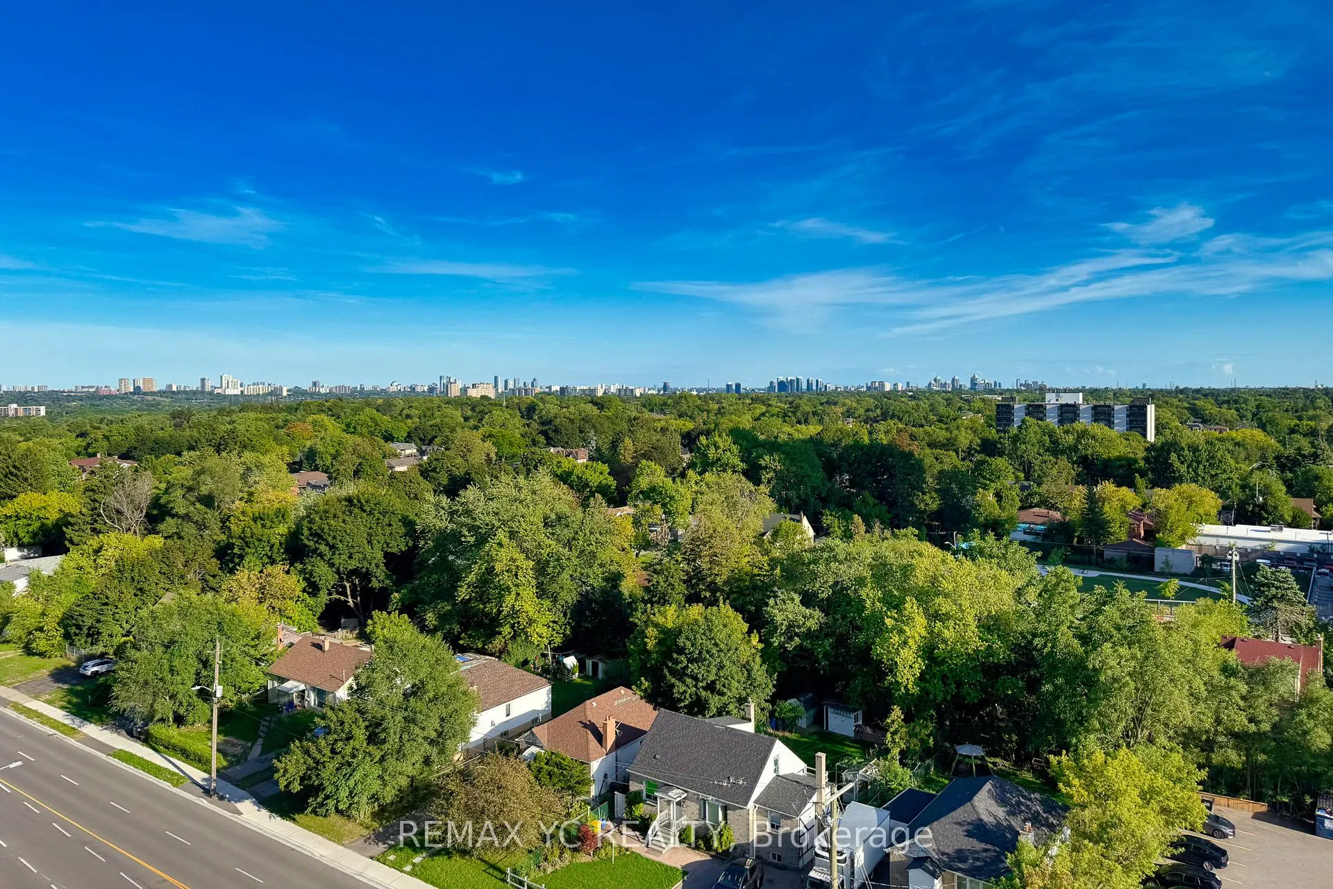 7161 Yonge Street, #927