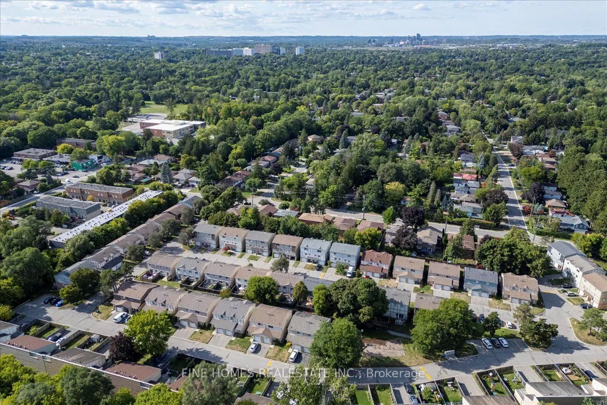 24 New Havens Way, #24