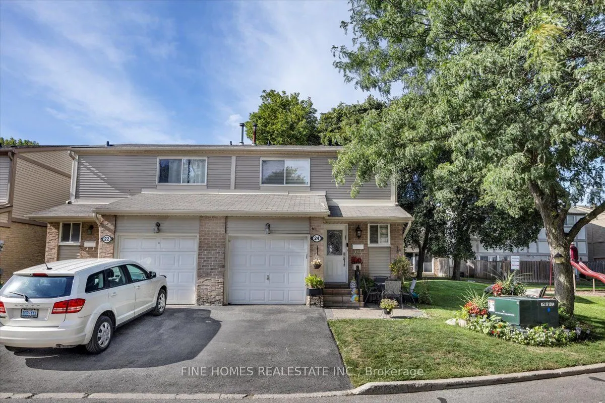 24 New Havens Way, #24