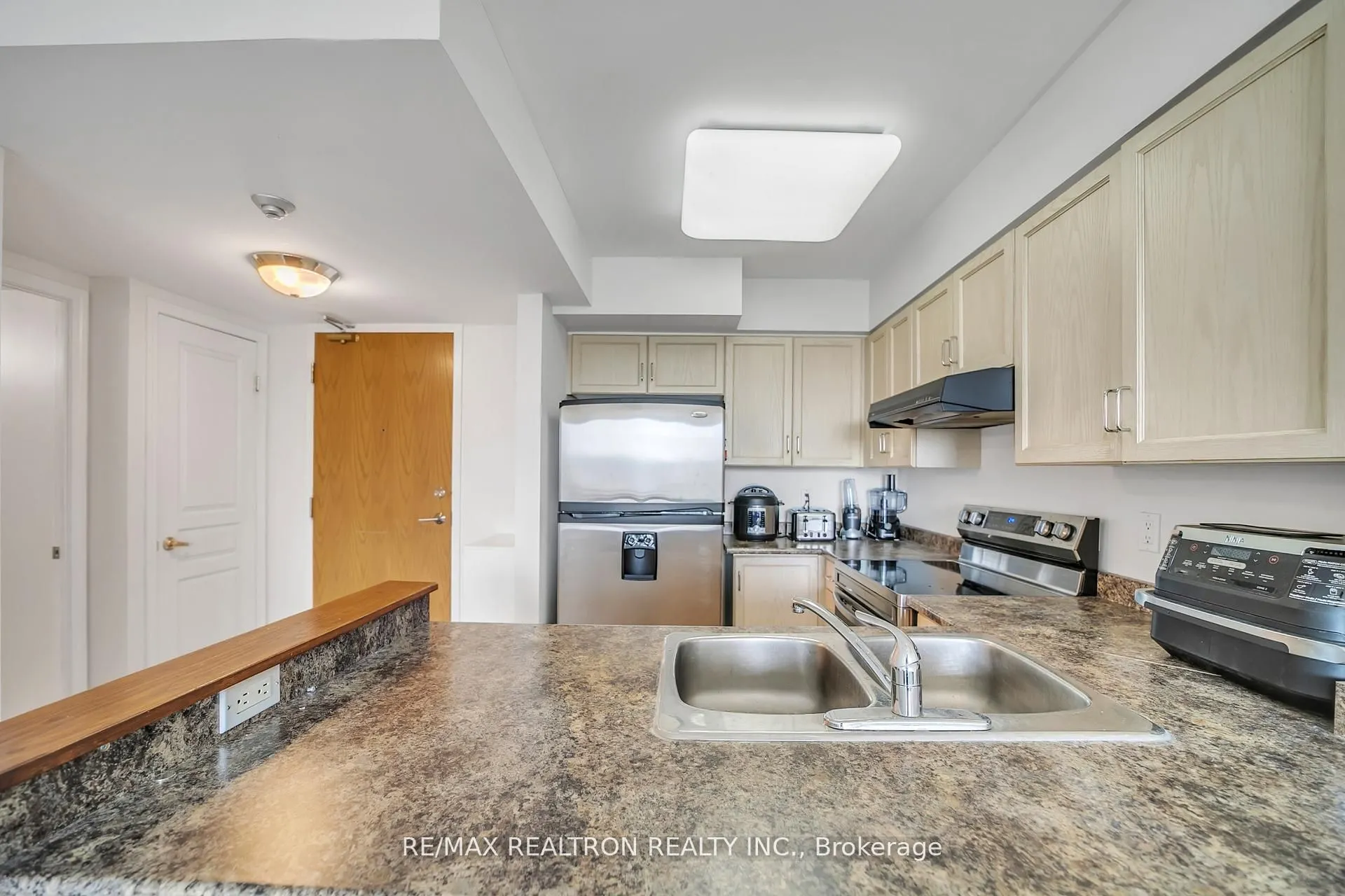 19 Northern Heights Drive, #413