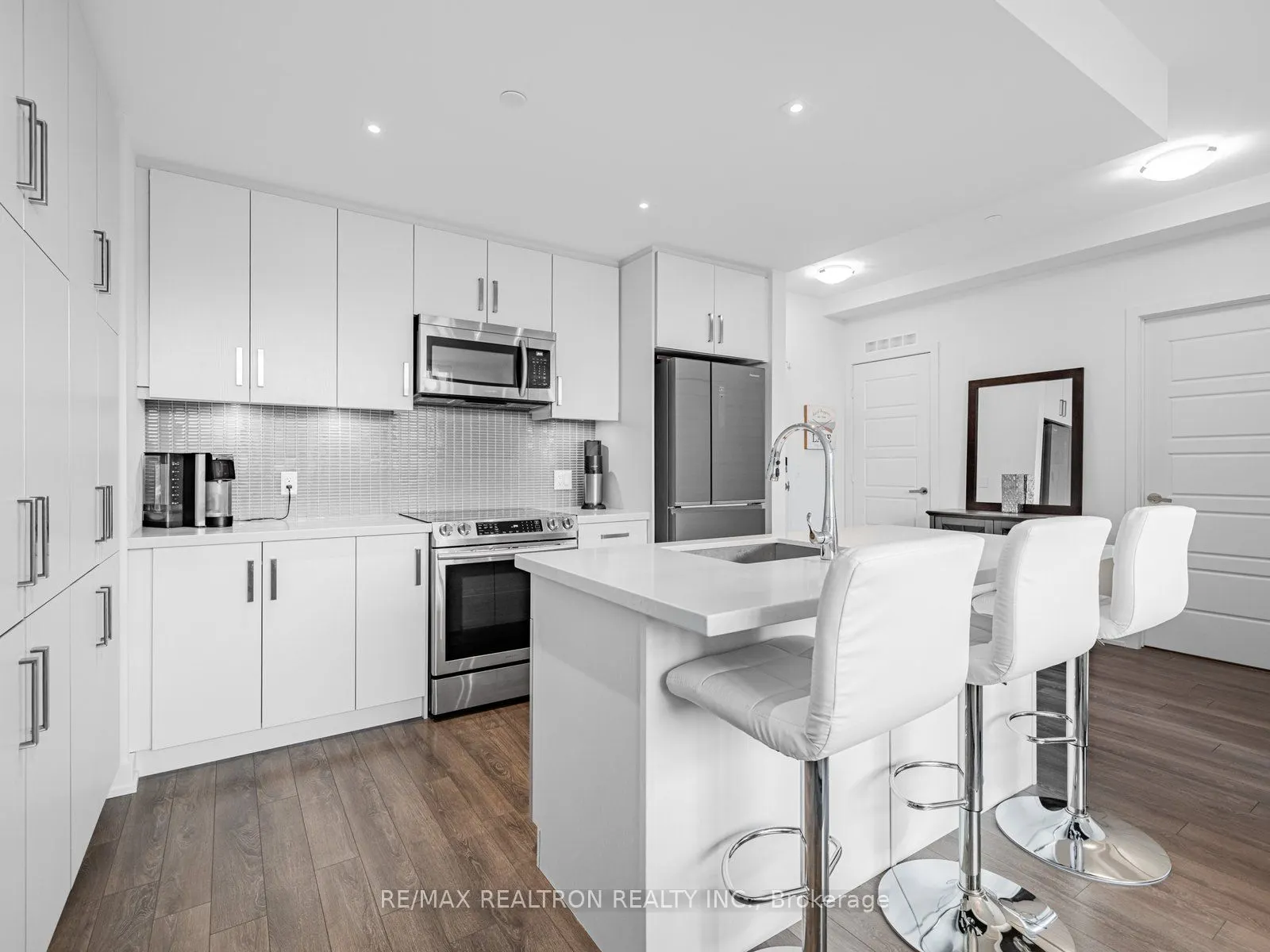 375 Sea Ray Avenue, #426