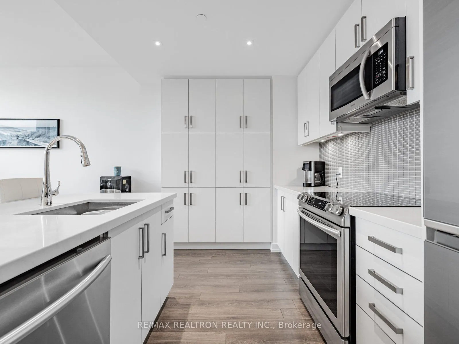 375 Sea Ray Avenue, #426