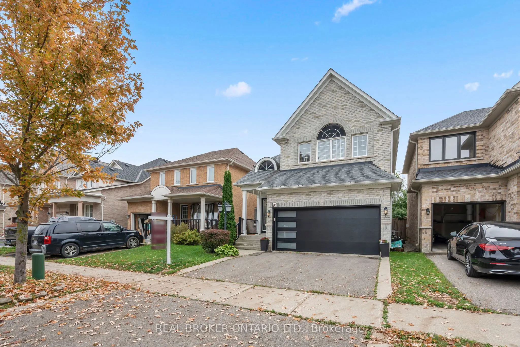 85 Laurier Avenue