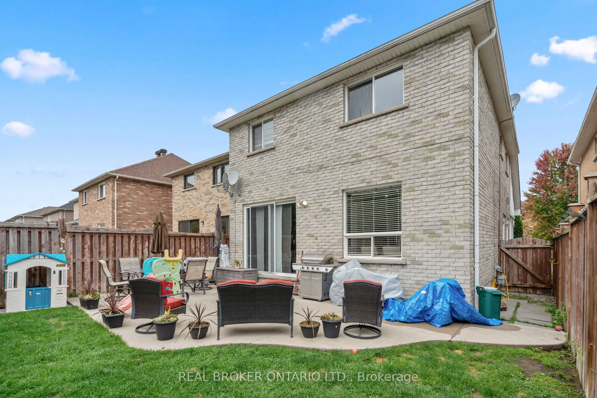 85 Laurier Avenue