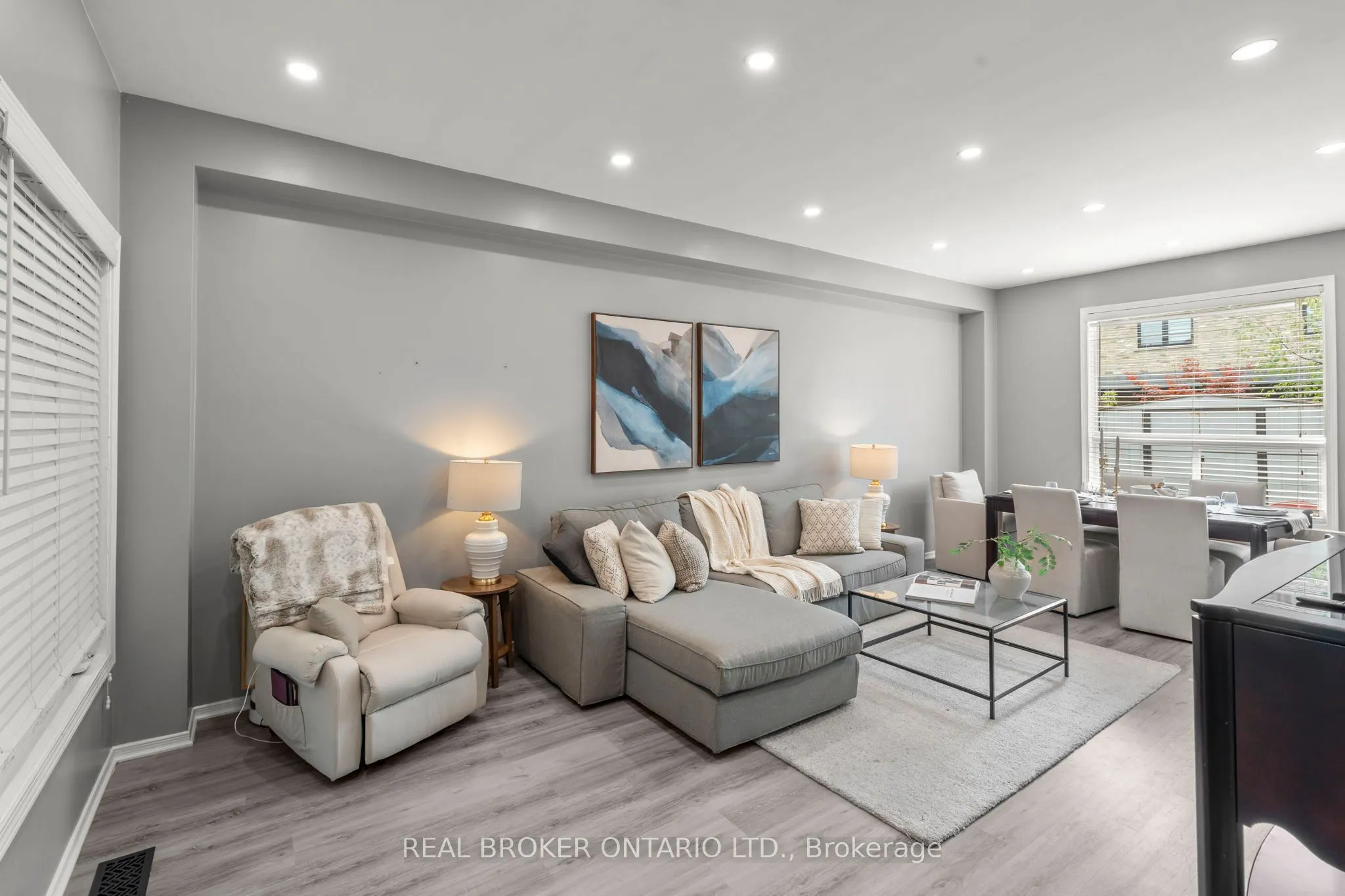 85 Laurier Avenue