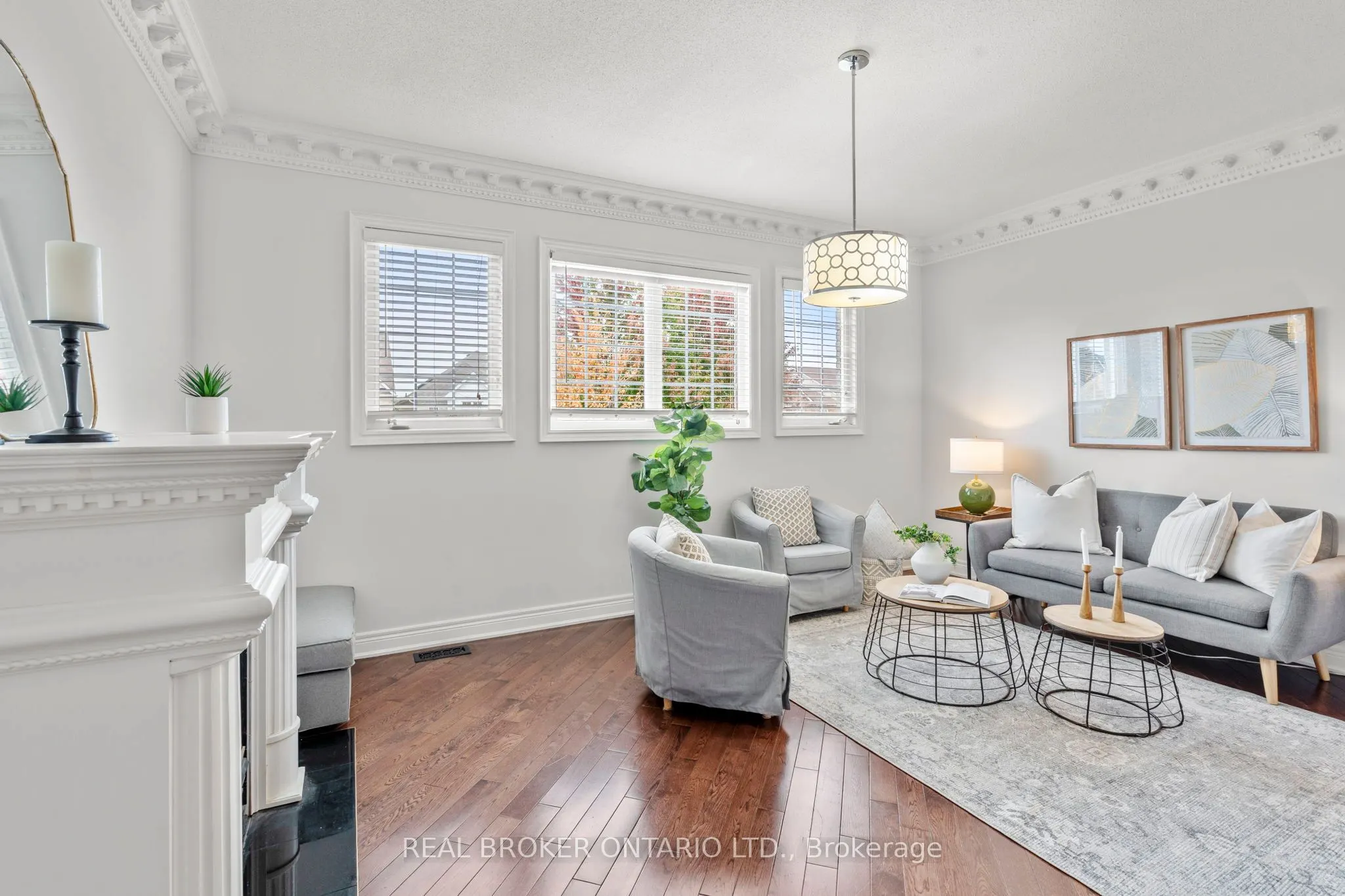 85 Laurier Avenue