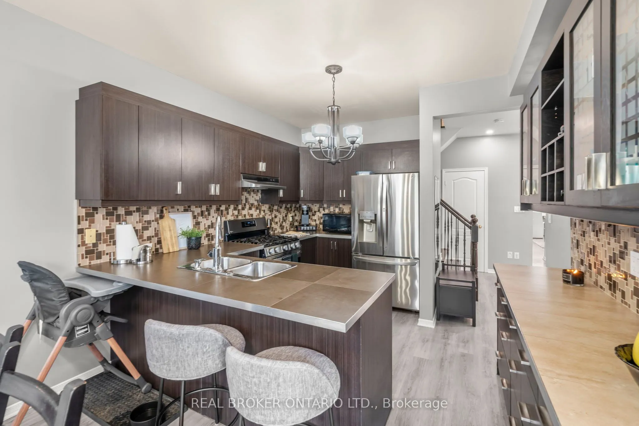 85 Laurier Avenue