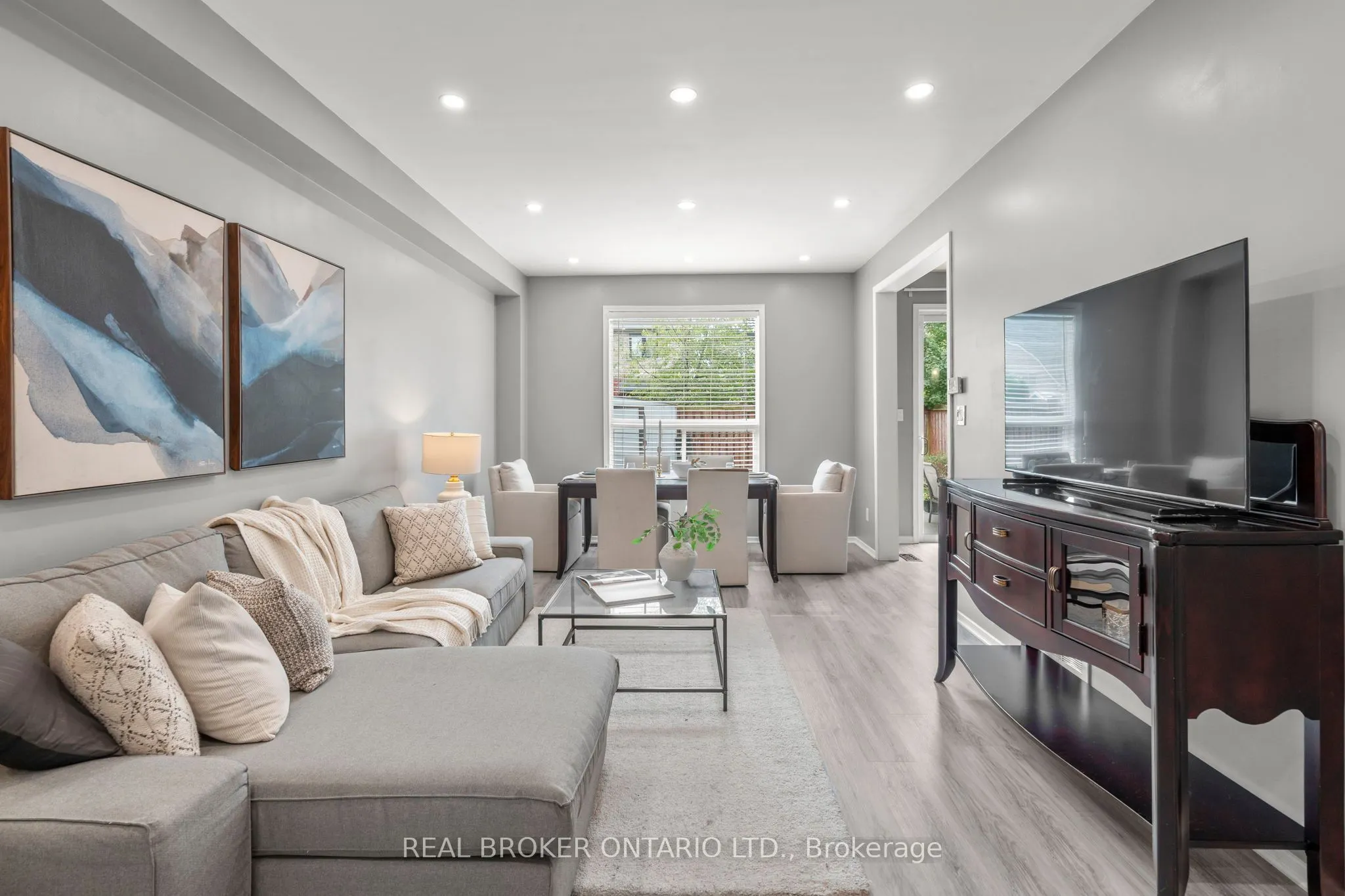 85 Laurier Avenue