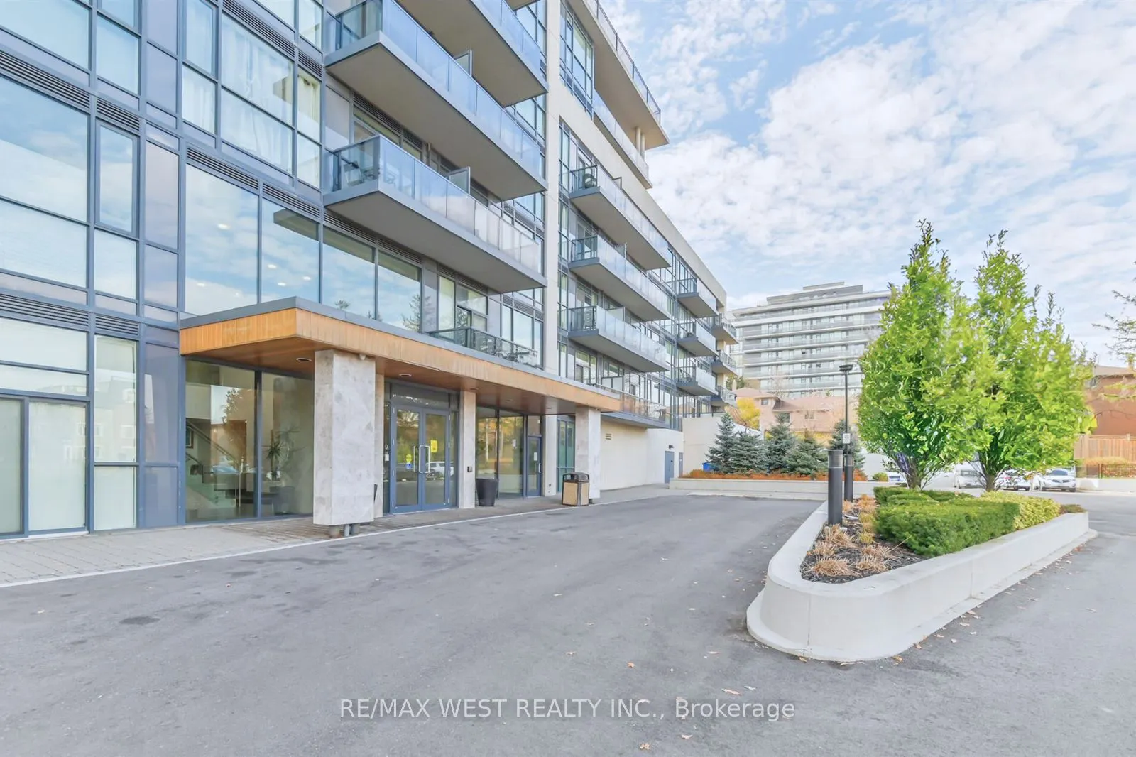 4700 Highway 7 Avenue, #206
