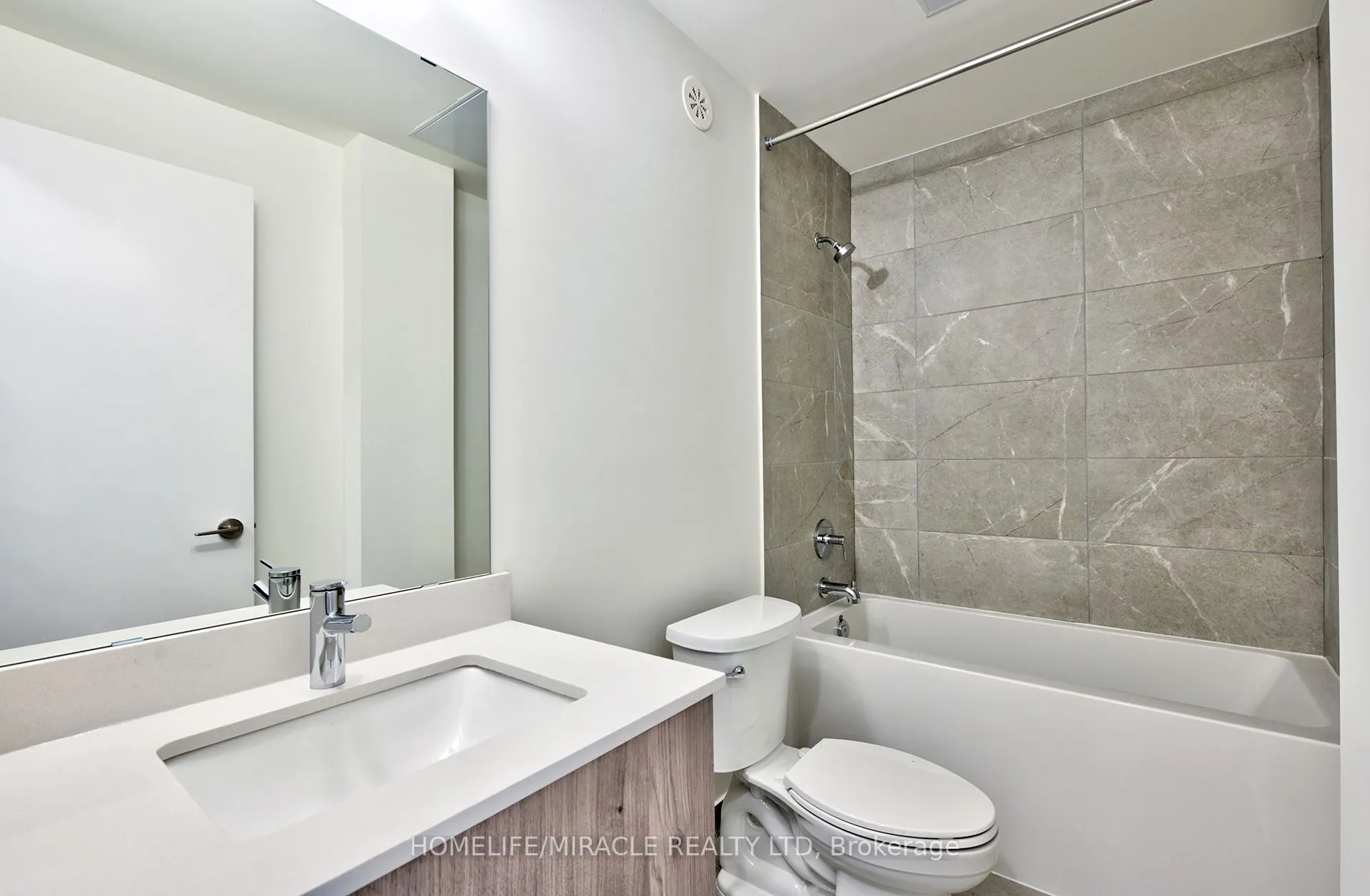 14 David Eyer Road, #1017