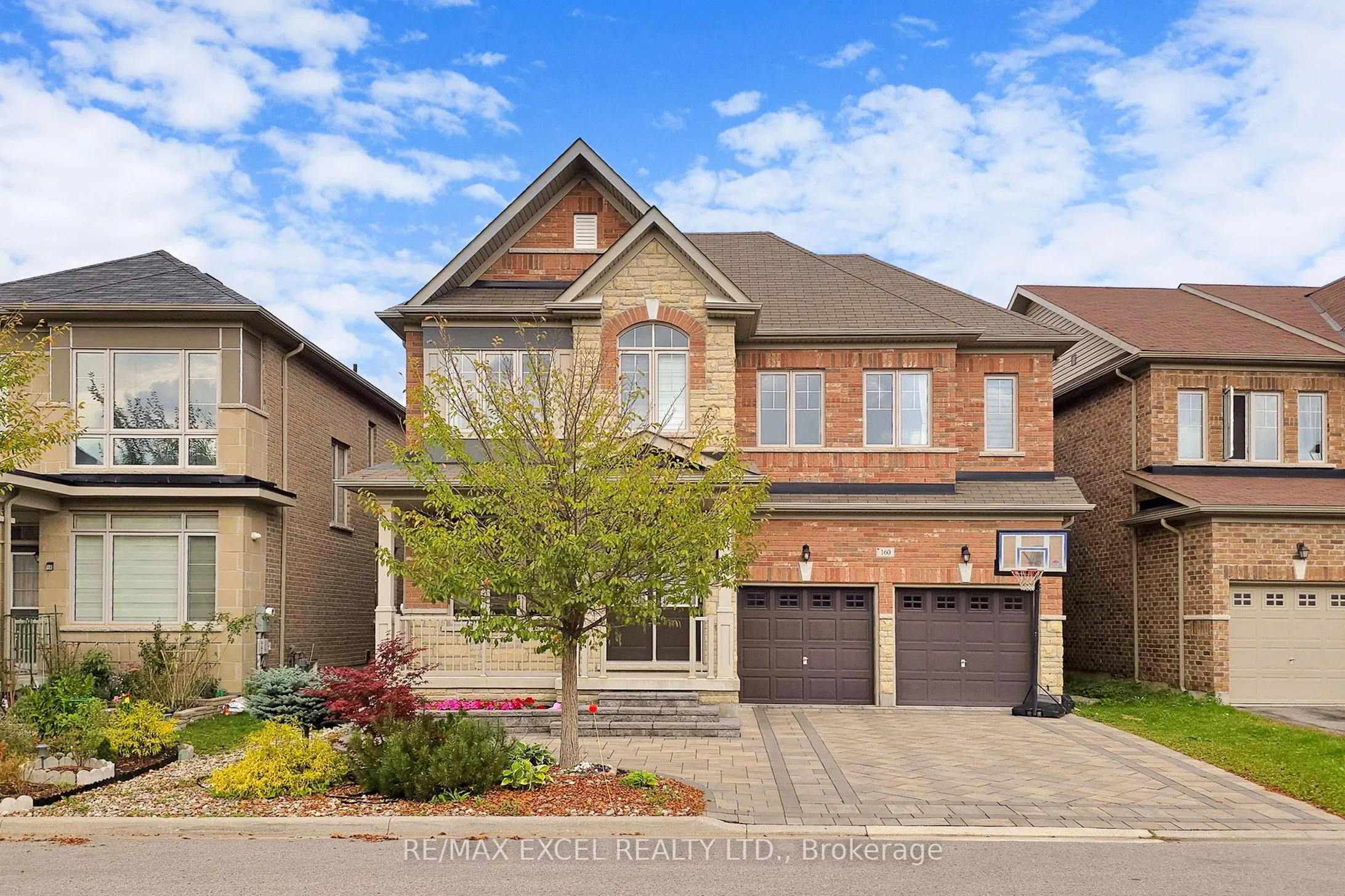 160 Roy Harper Avenue