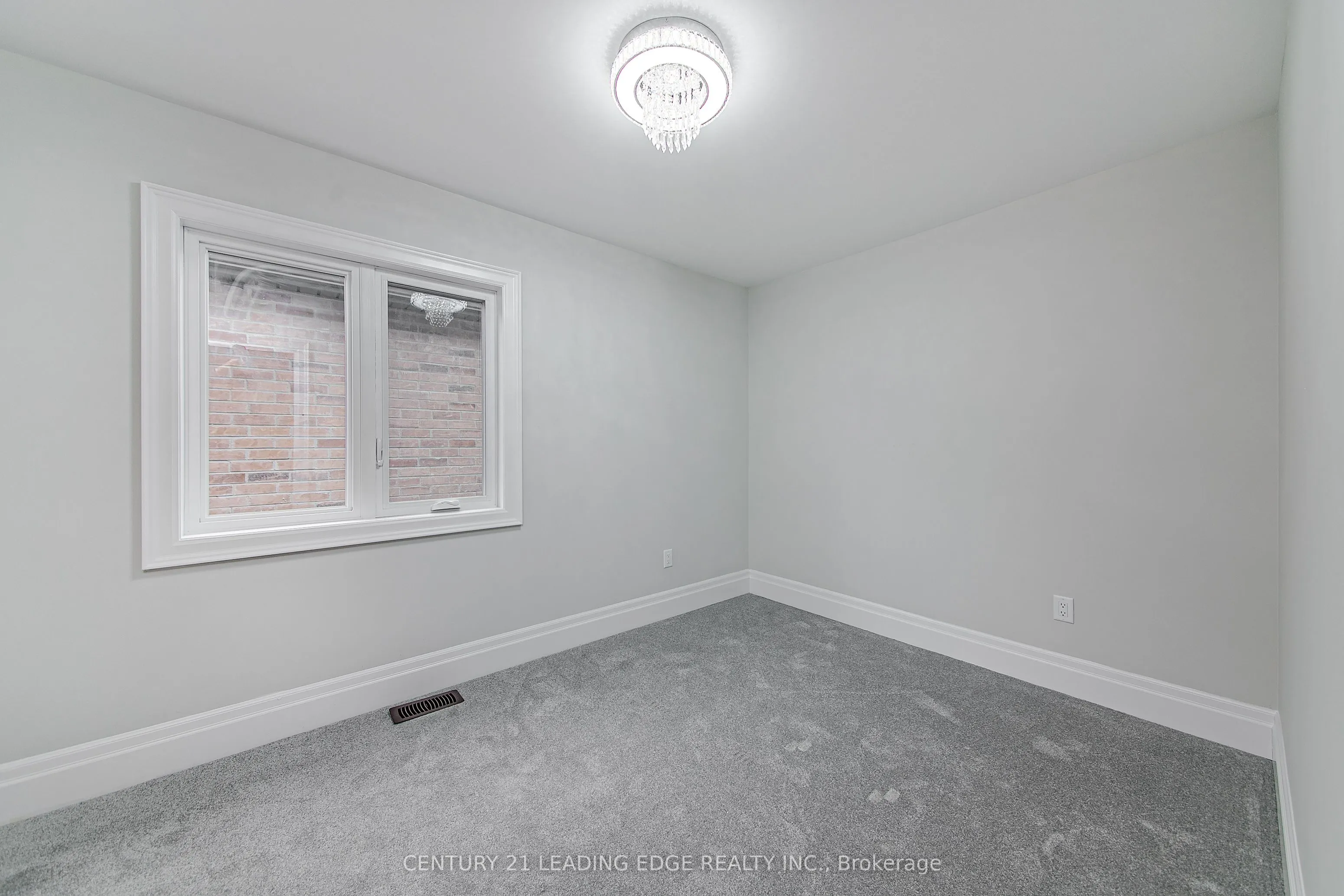 108 LORNE THOMAS Place