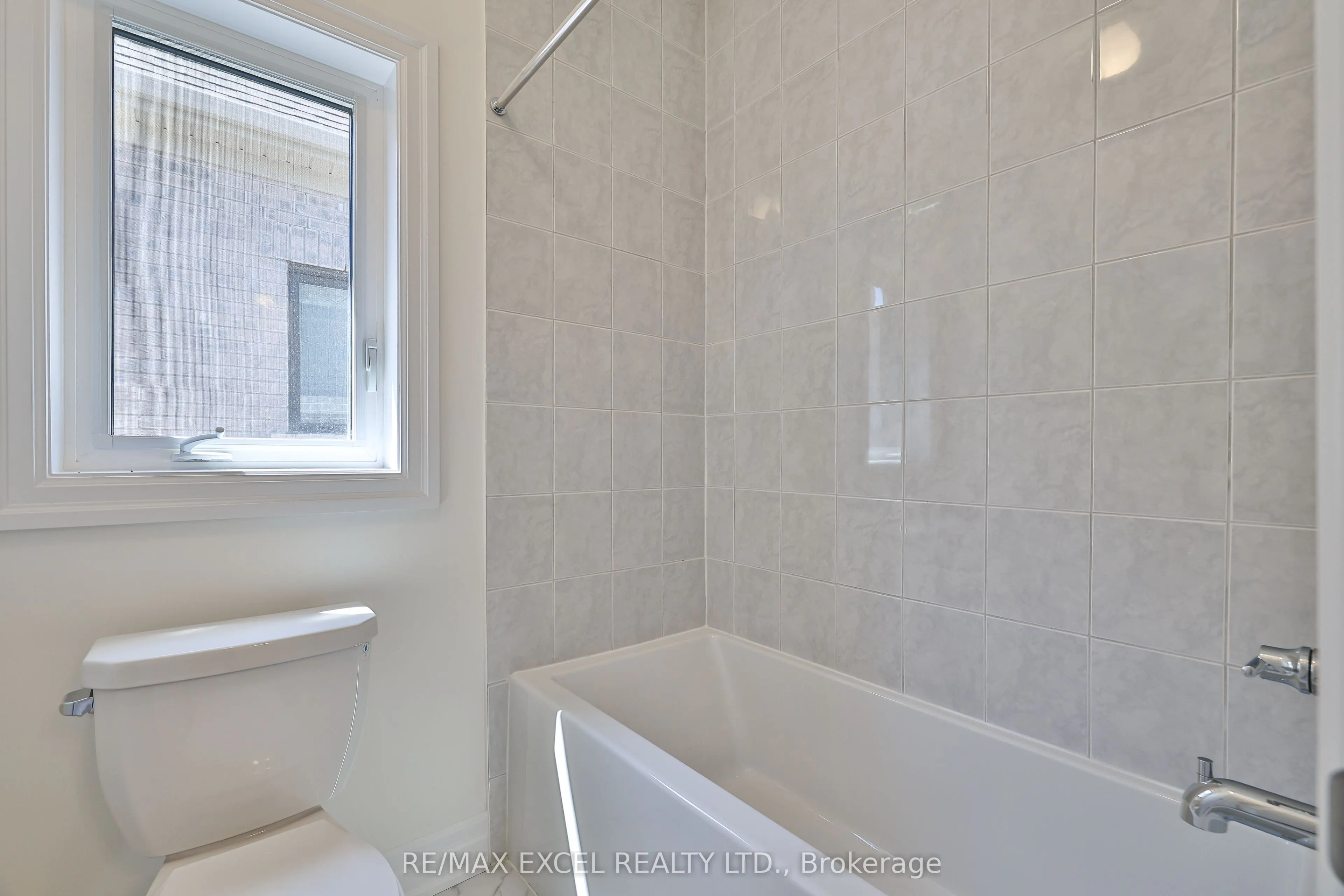24 Sunny Acre Crescent