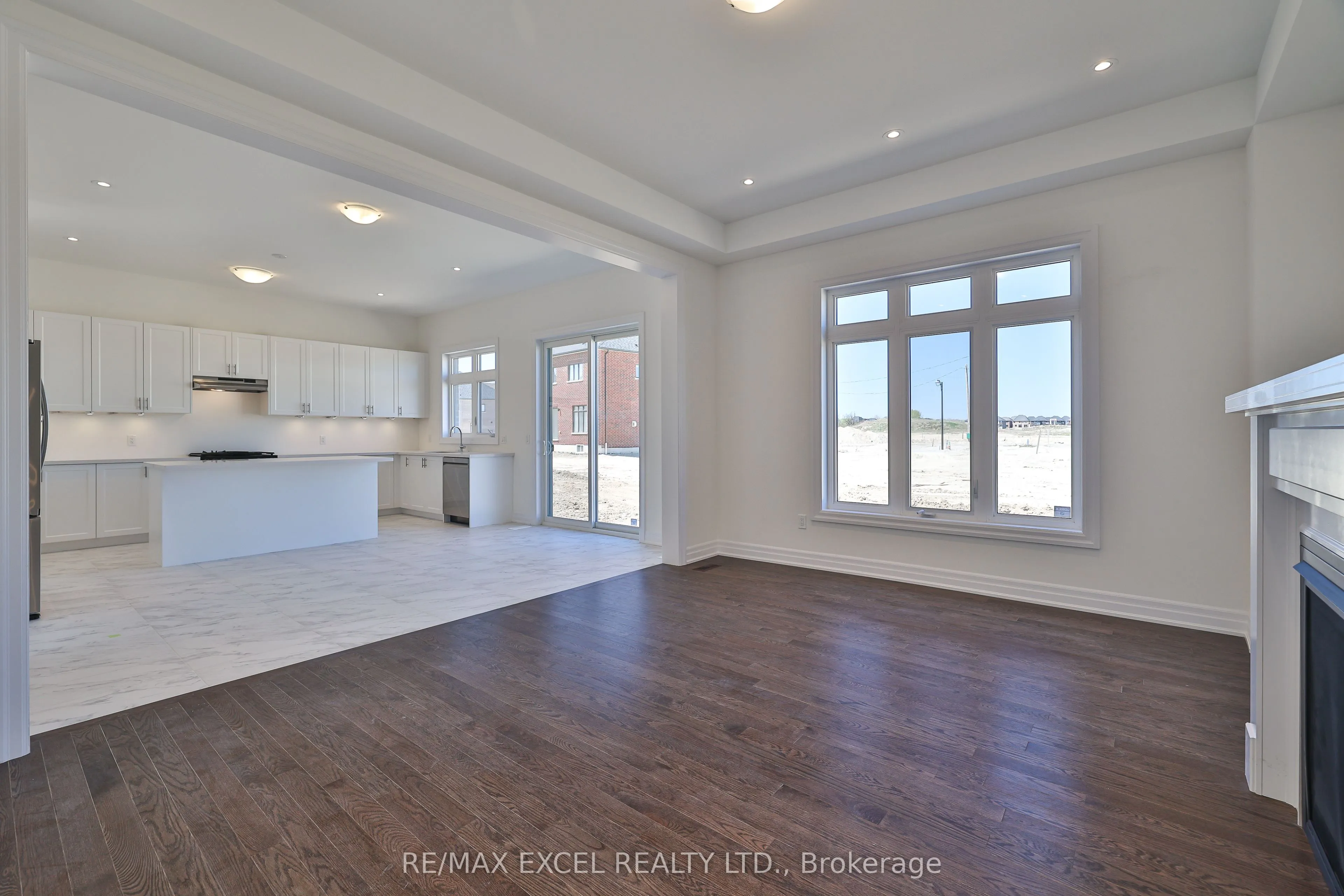24 Sunny Acre Crescent