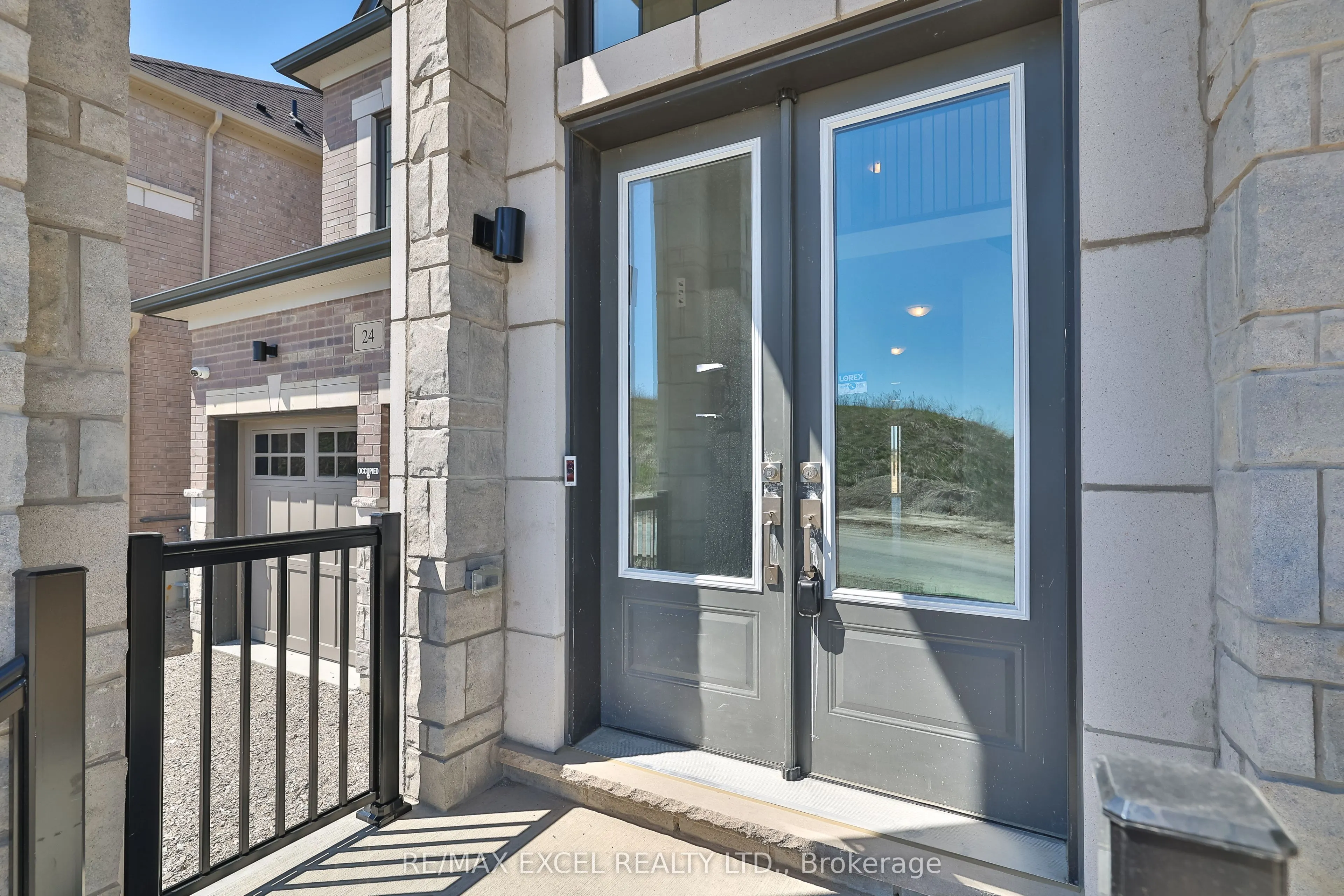 24 Sunny Acre Crescent