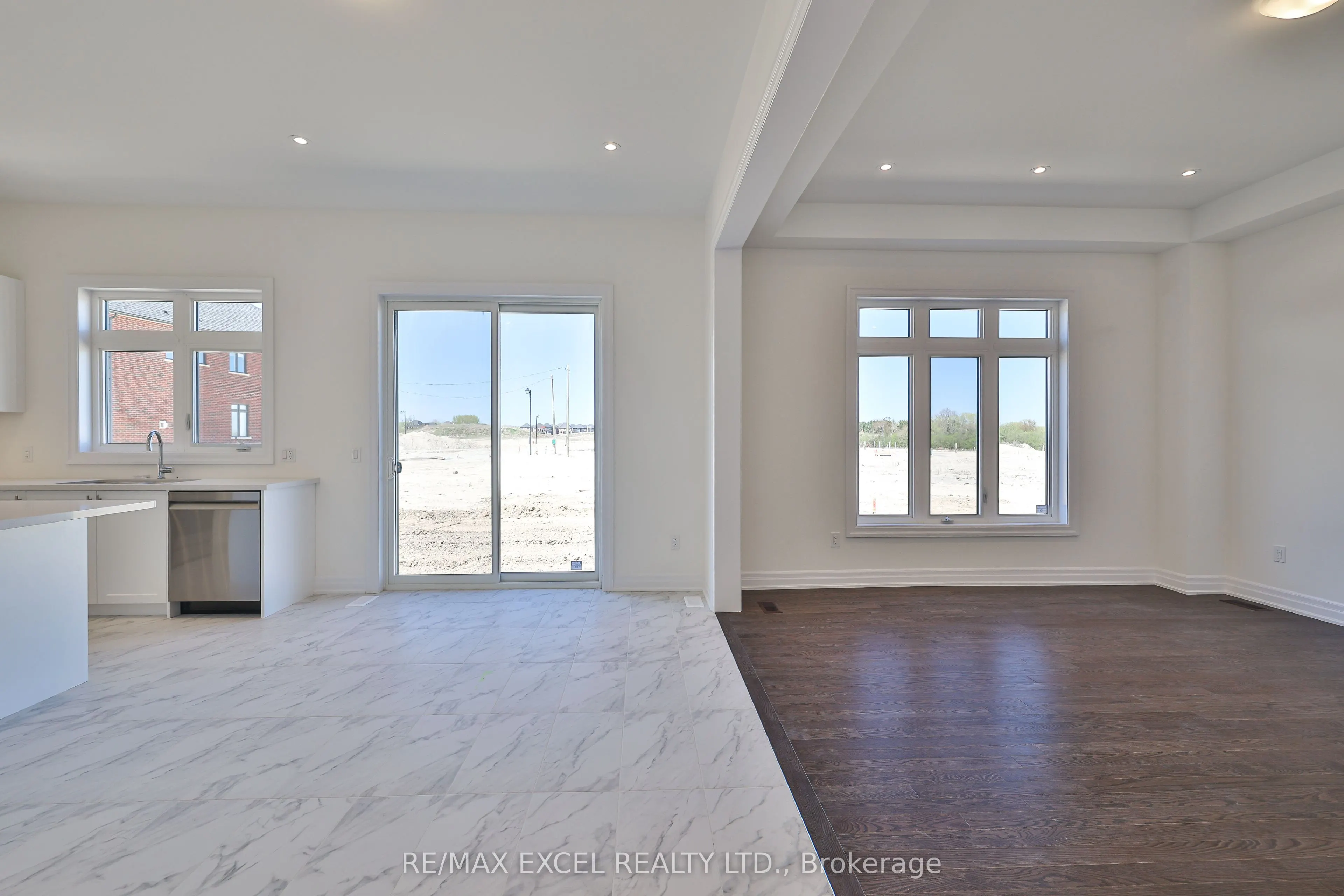 24 Sunny Acre Crescent