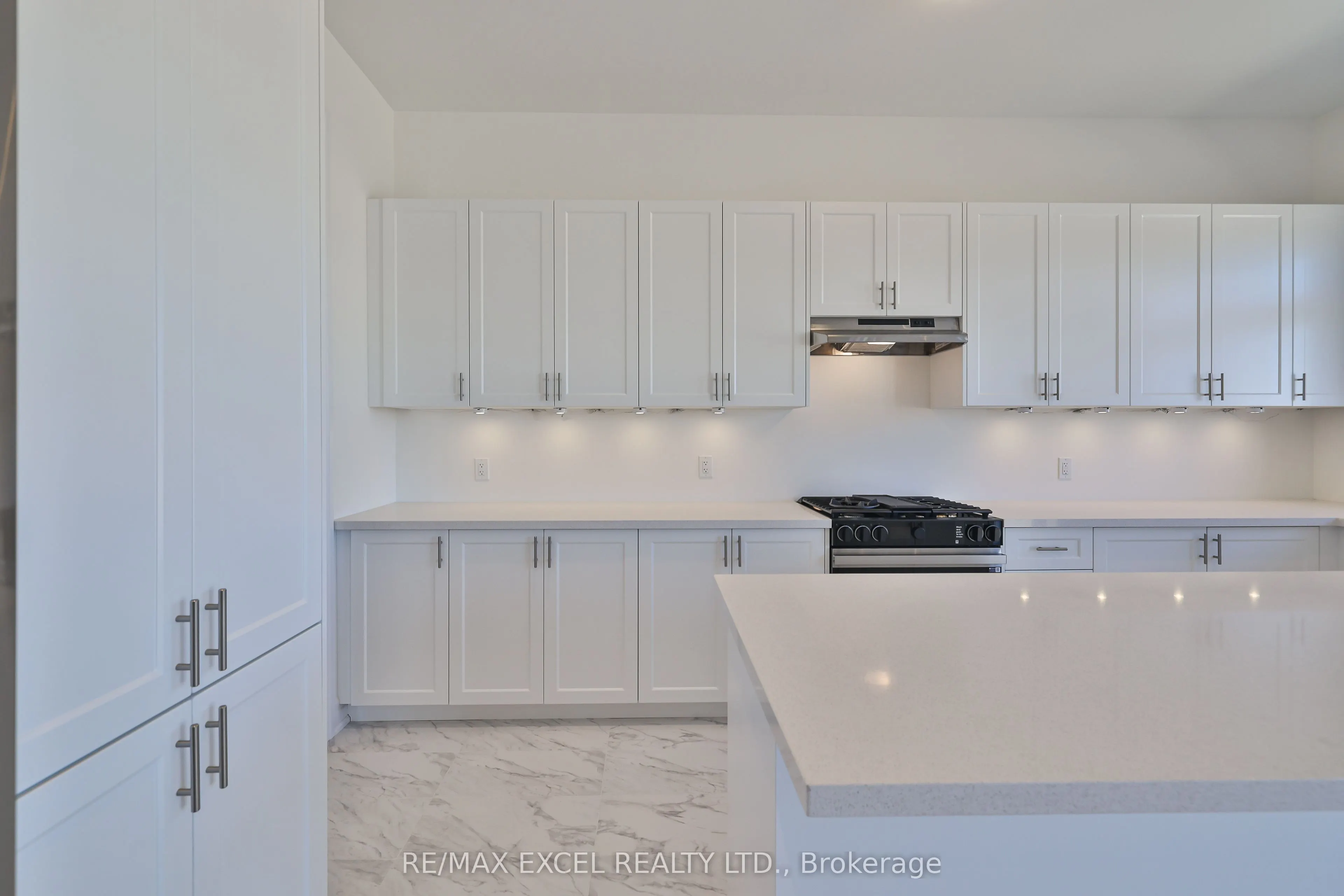 24 Sunny Acre Crescent