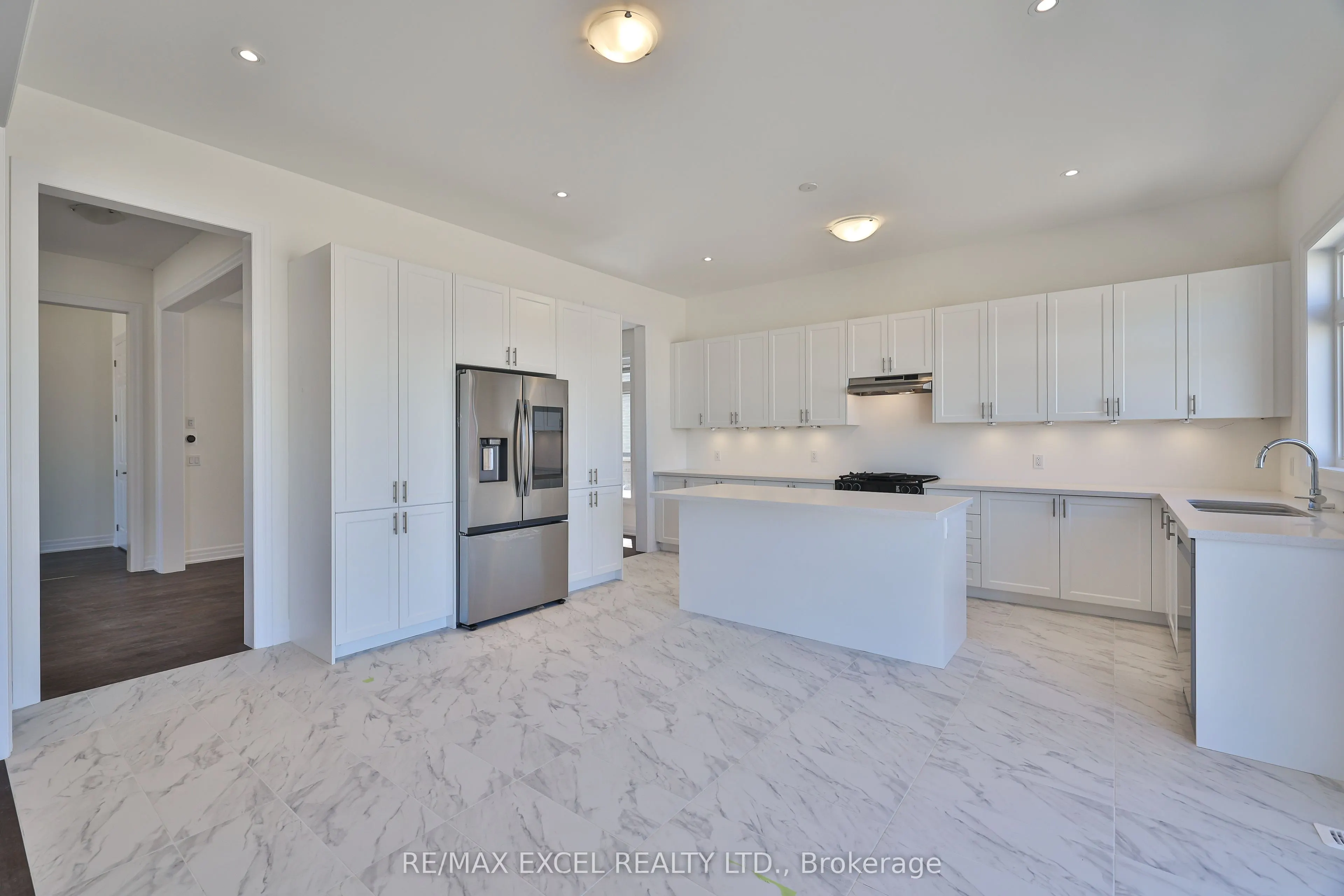 24 Sunny Acre Crescent