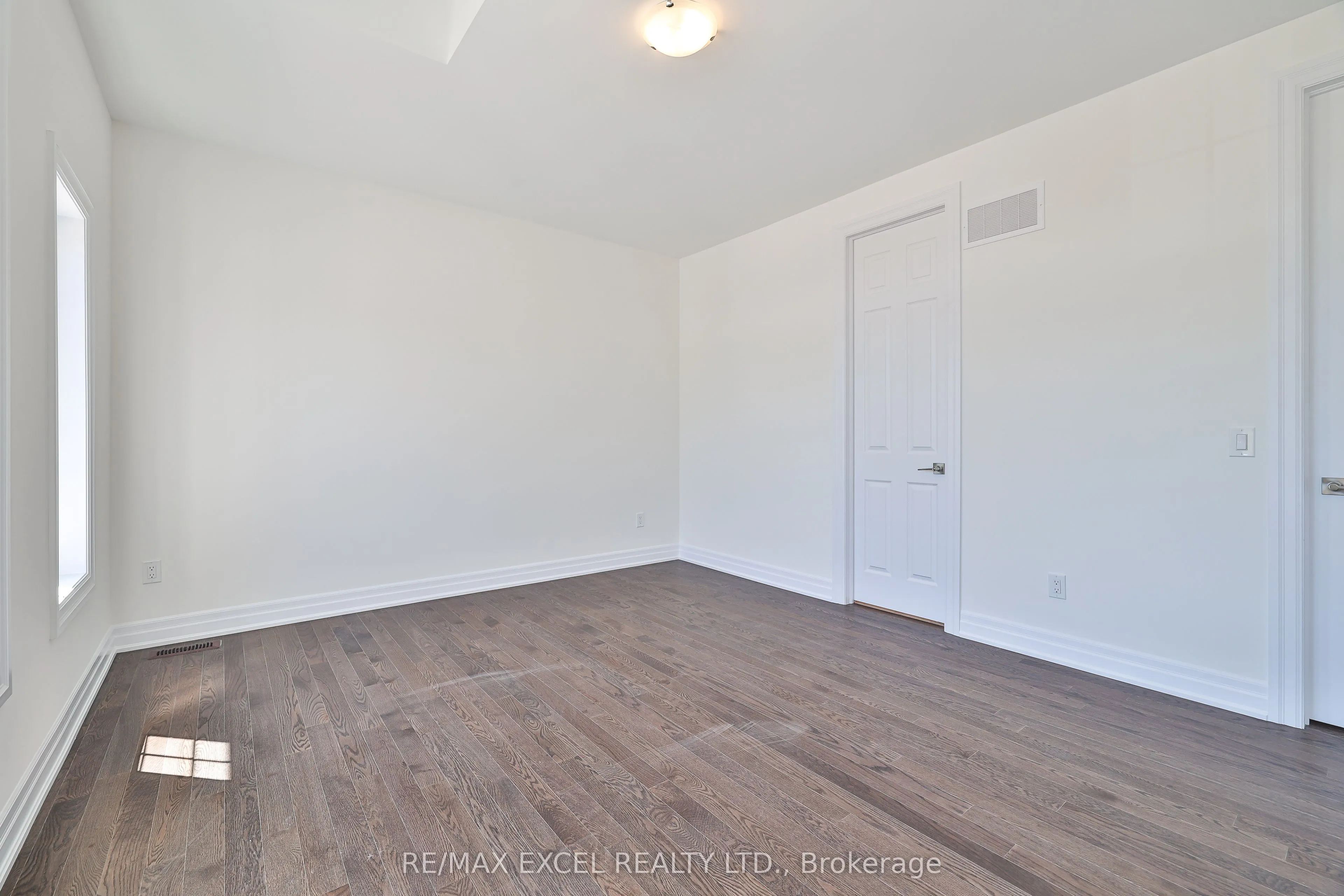 24 Sunny Acre Crescent