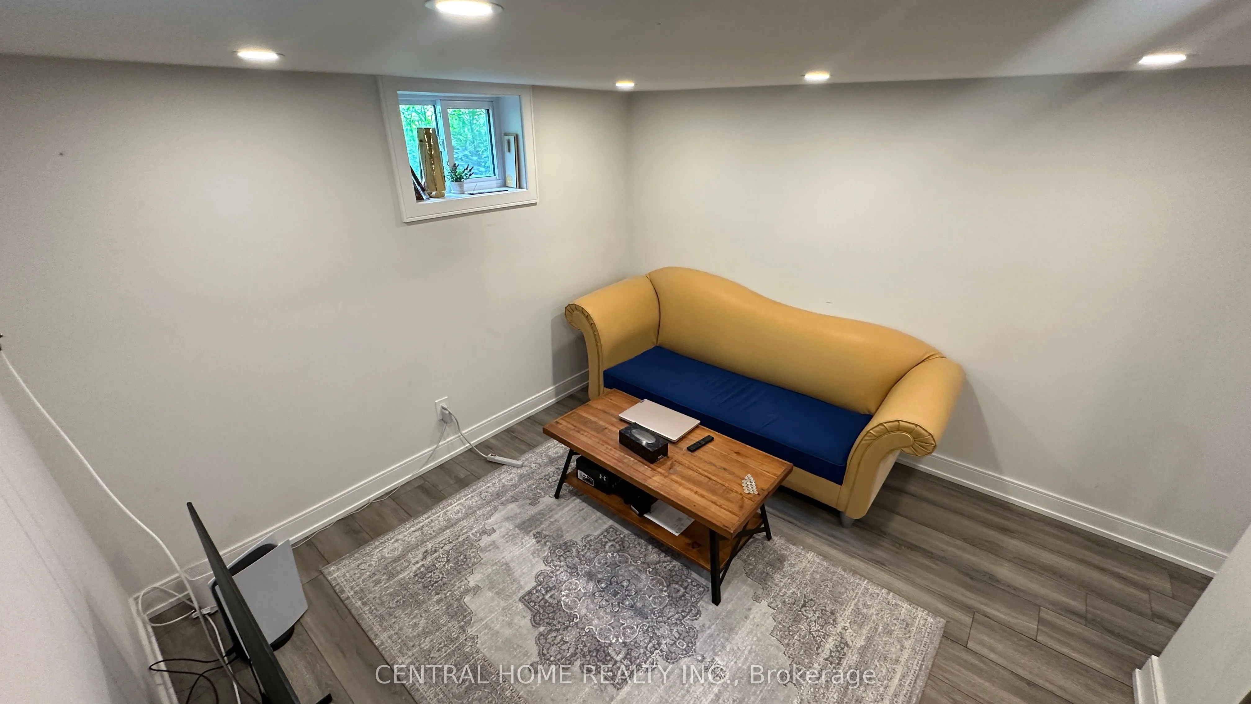 139 Maurice Court, #Lower Level