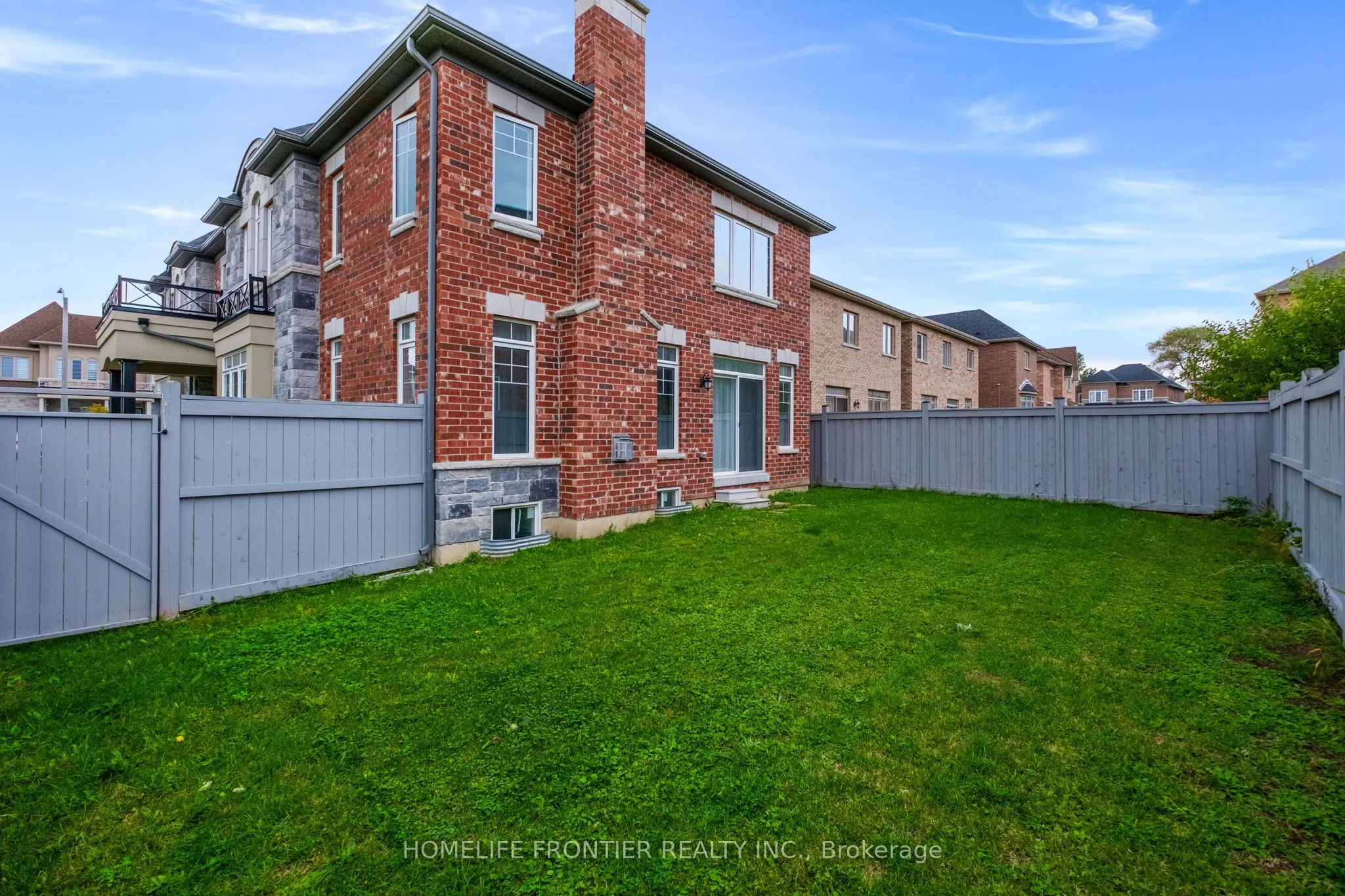 227 Inverness Way
