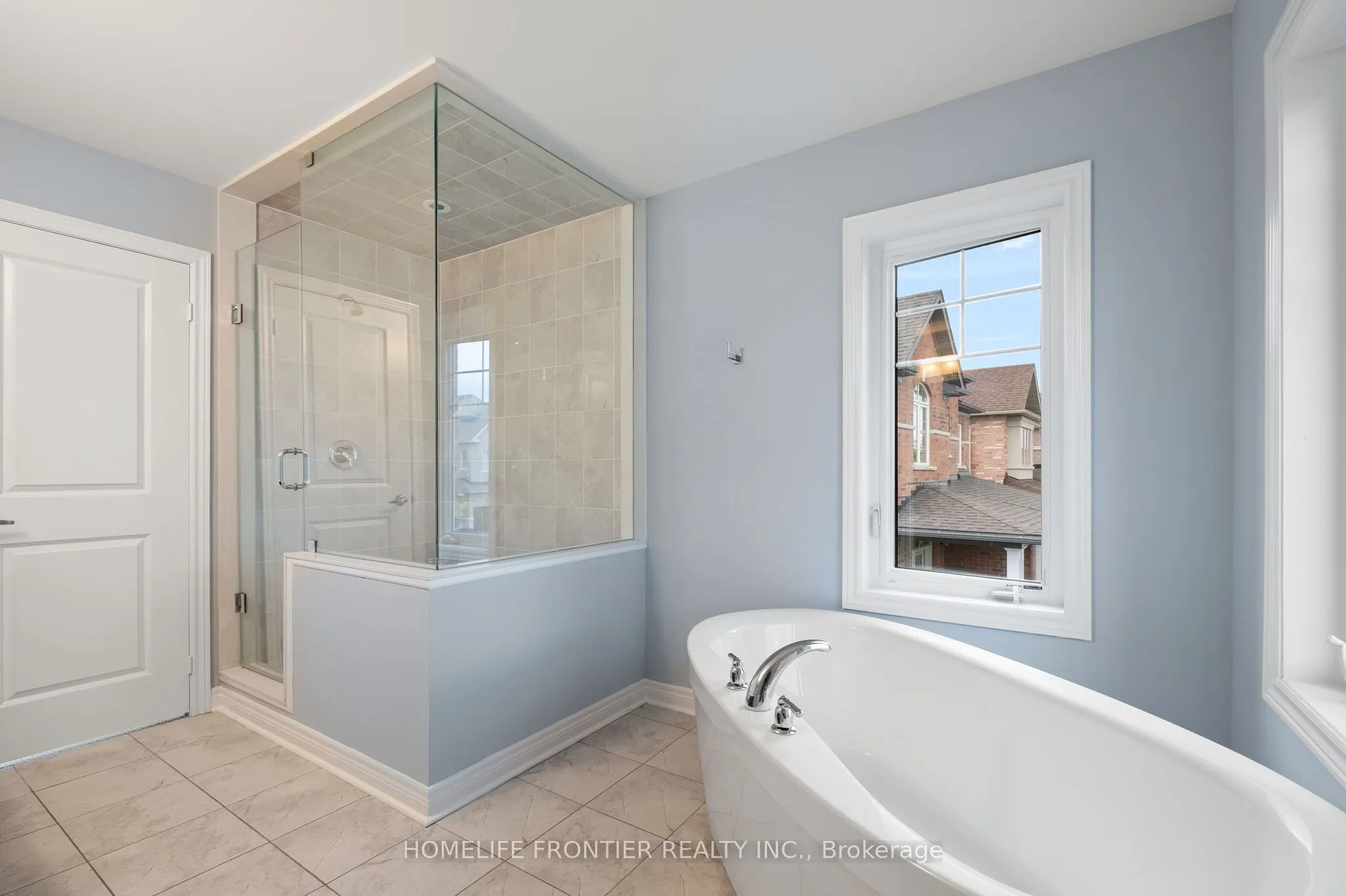 227 Inverness Way