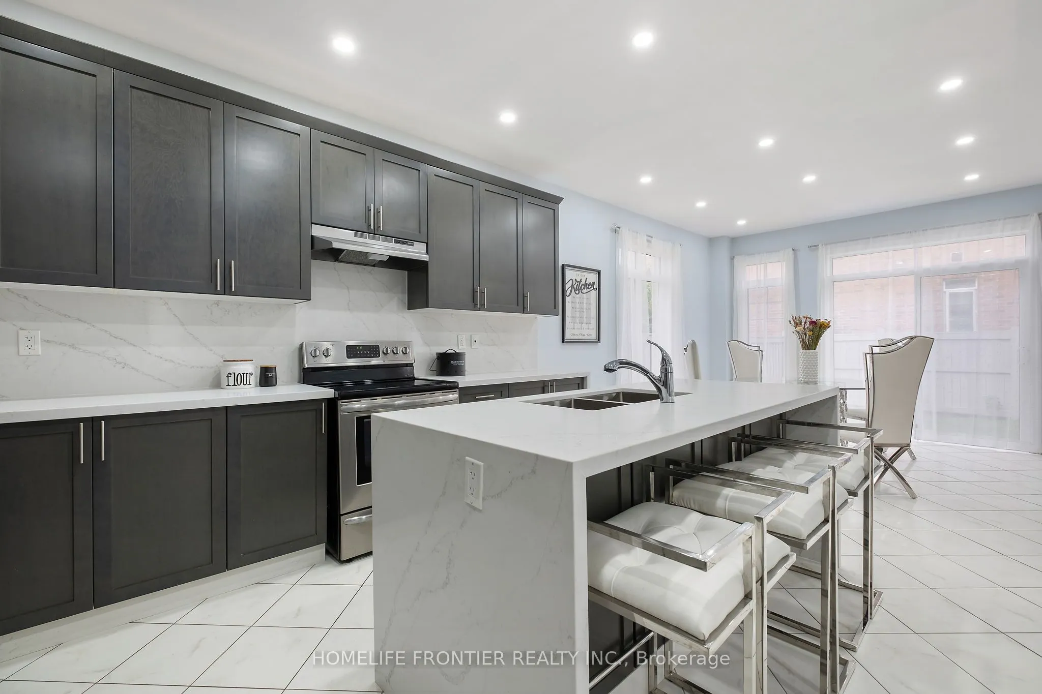 227 Inverness Way