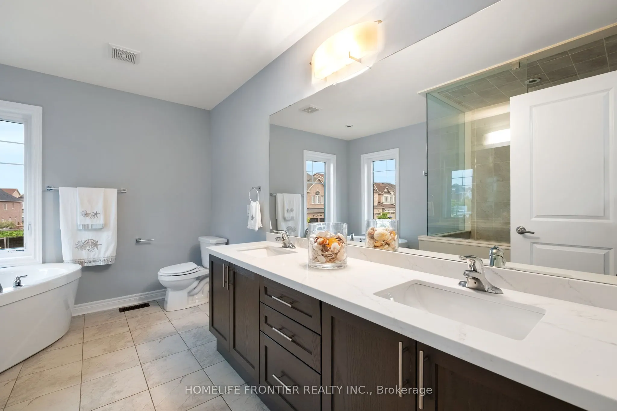 227 Inverness Way
