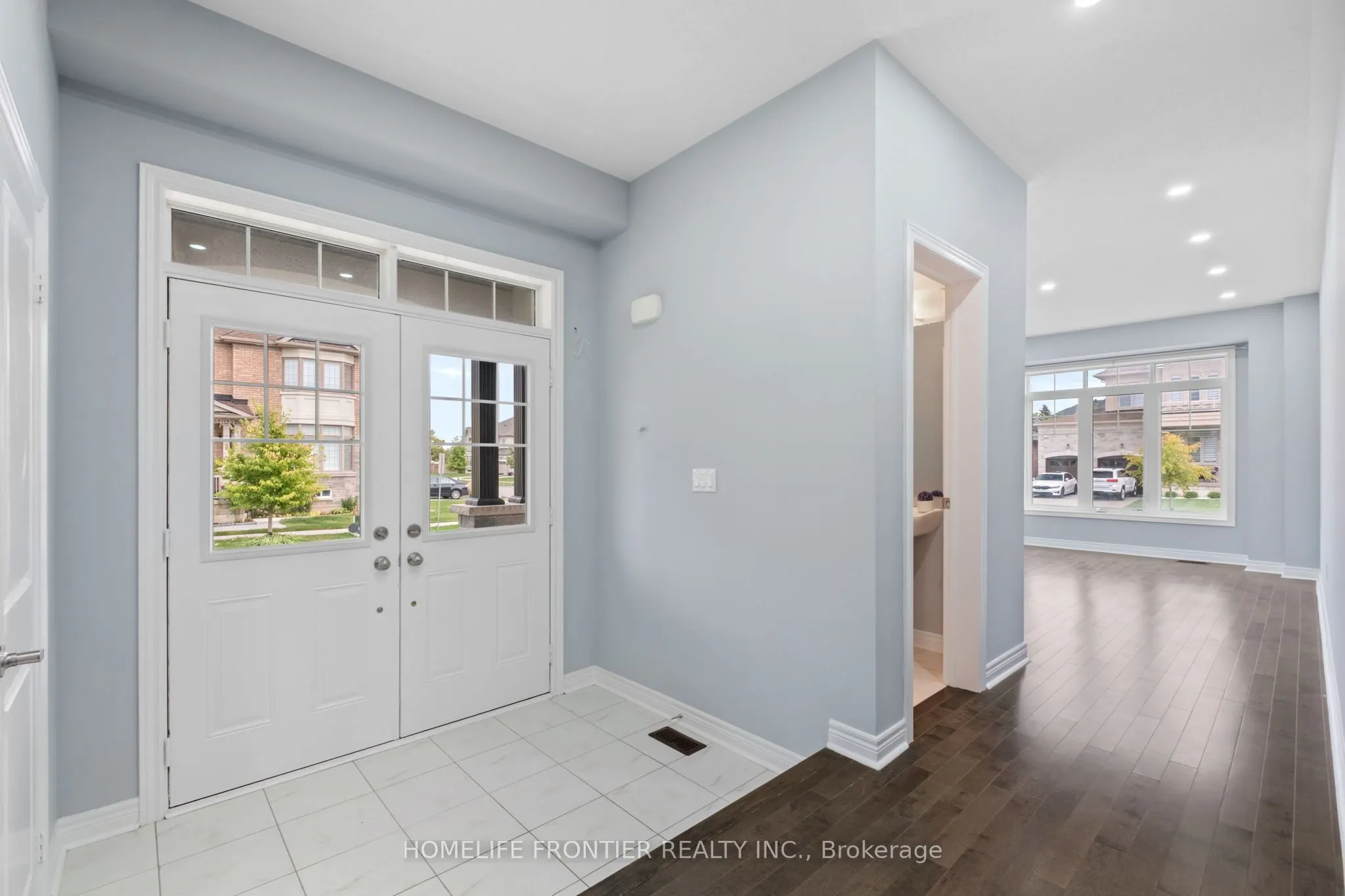 227 Inverness Way