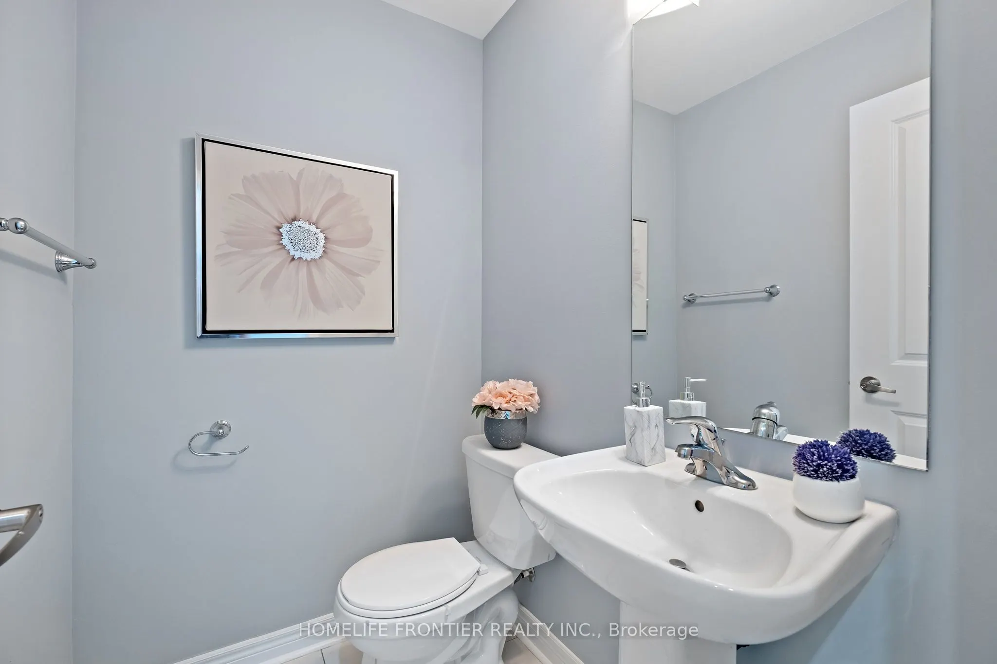 227 Inverness Way