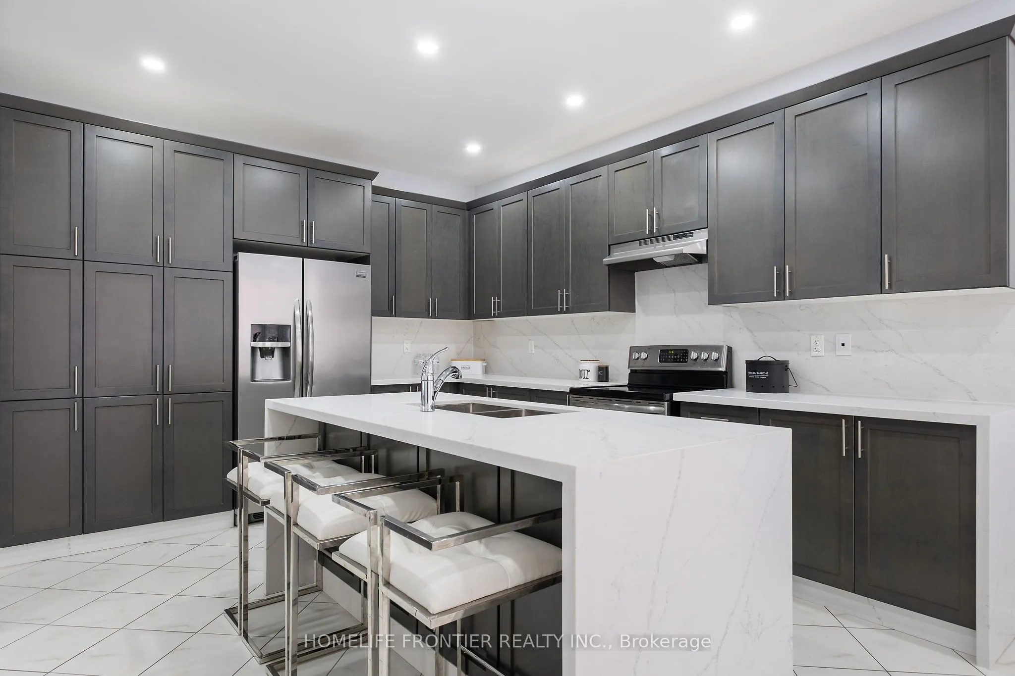 227 Inverness Way