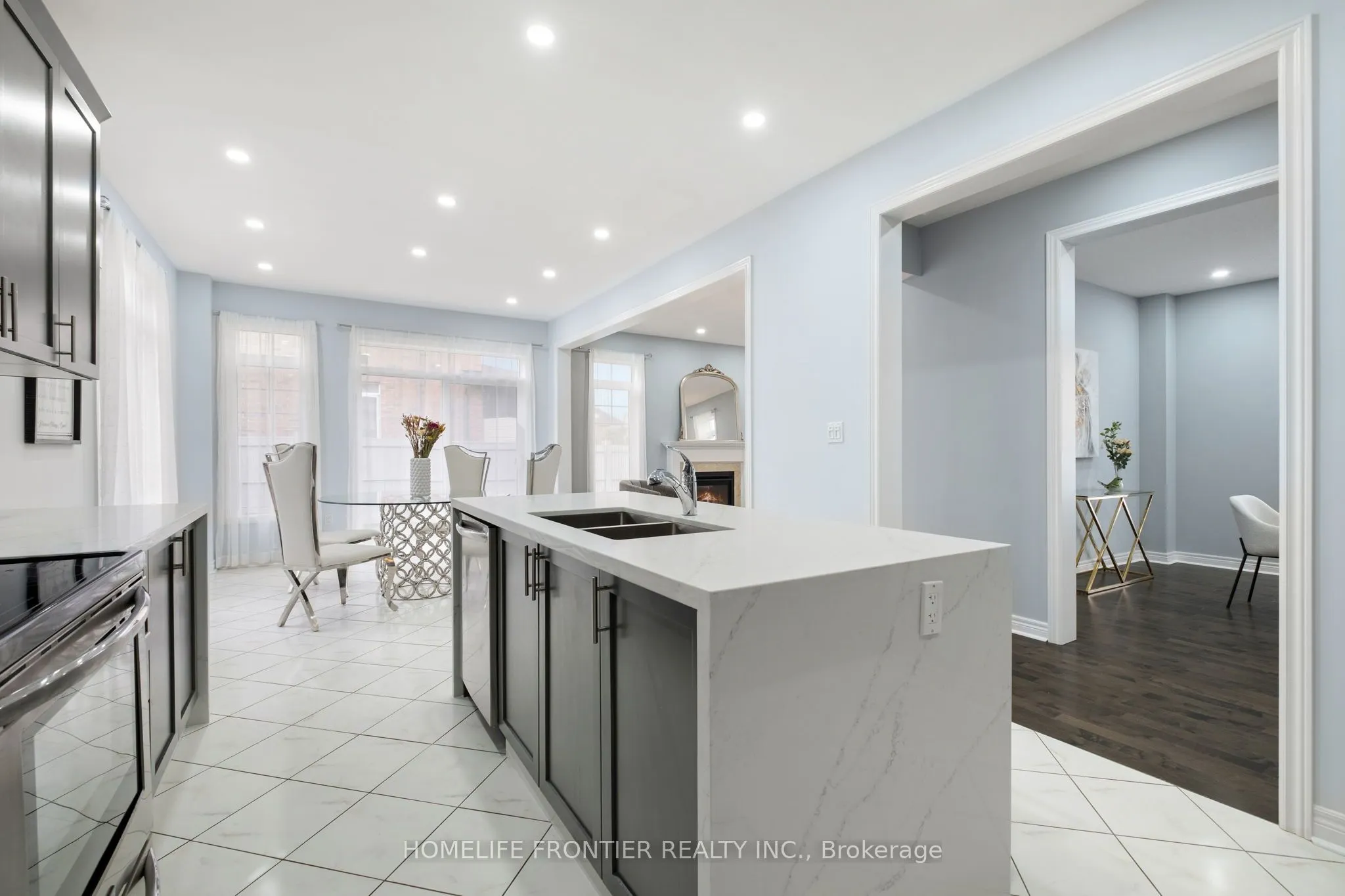 227 Inverness Way