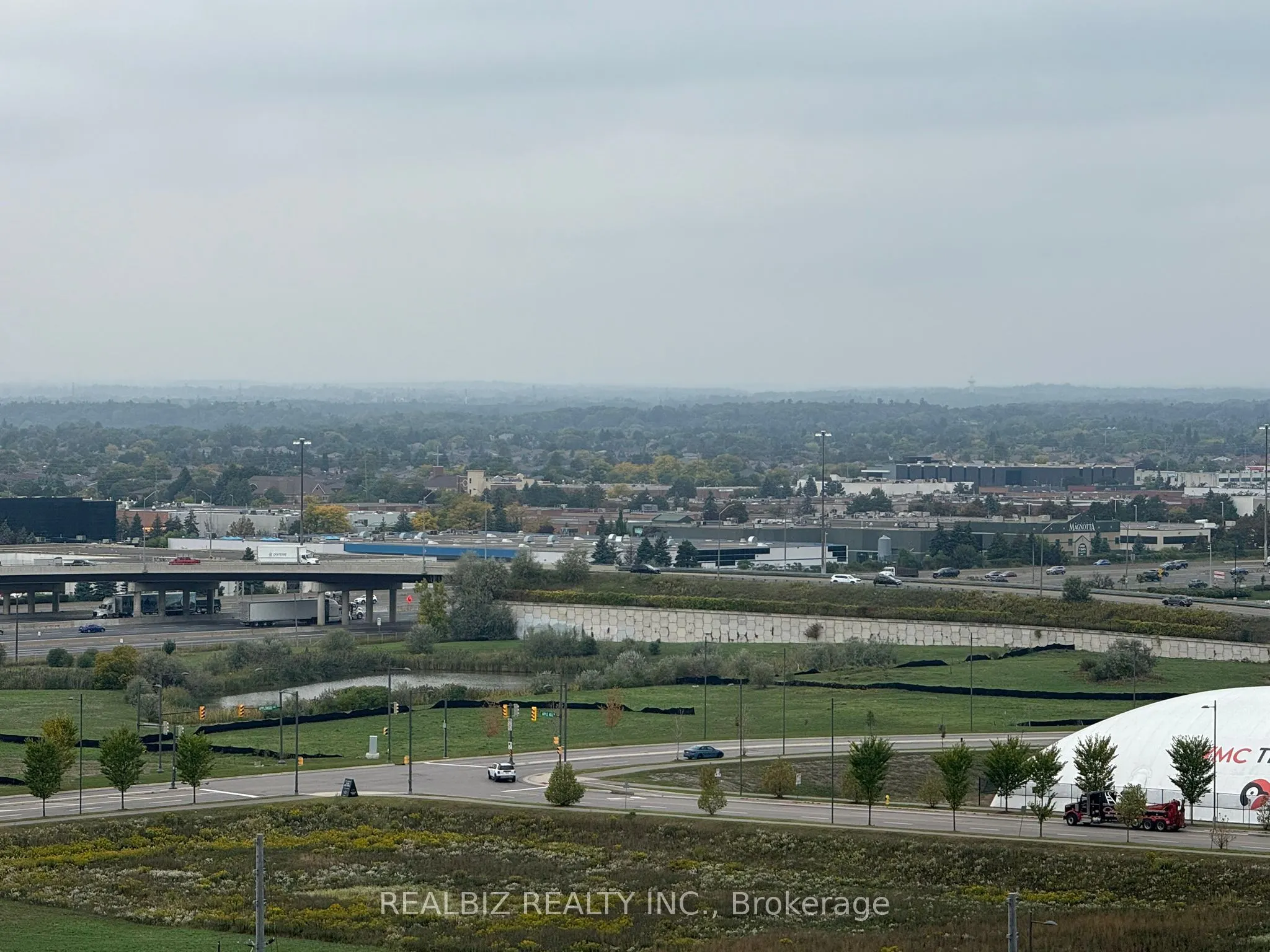 28 Interchange Way, #1715