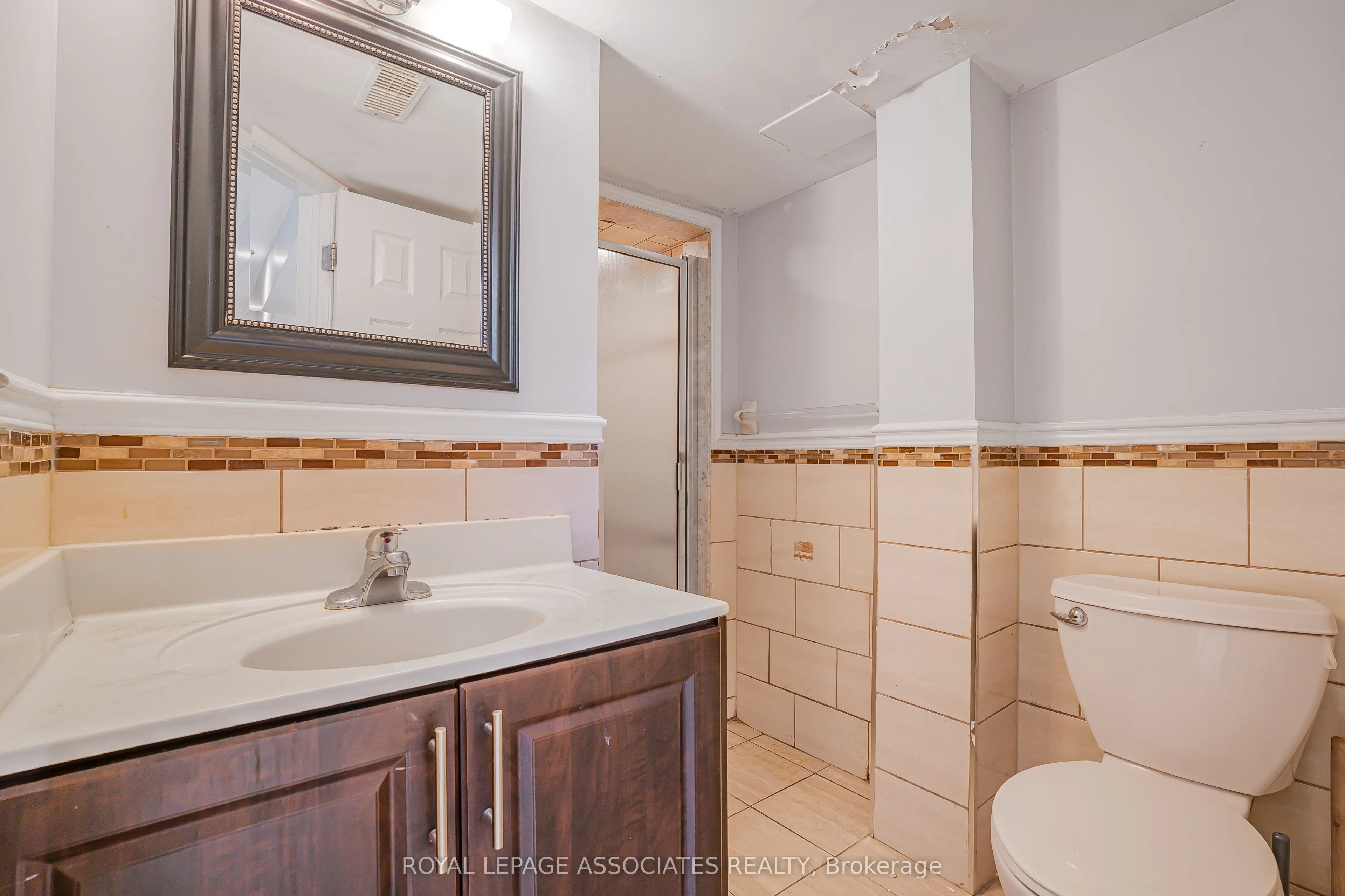 36 Clandfield Street, #BSMT