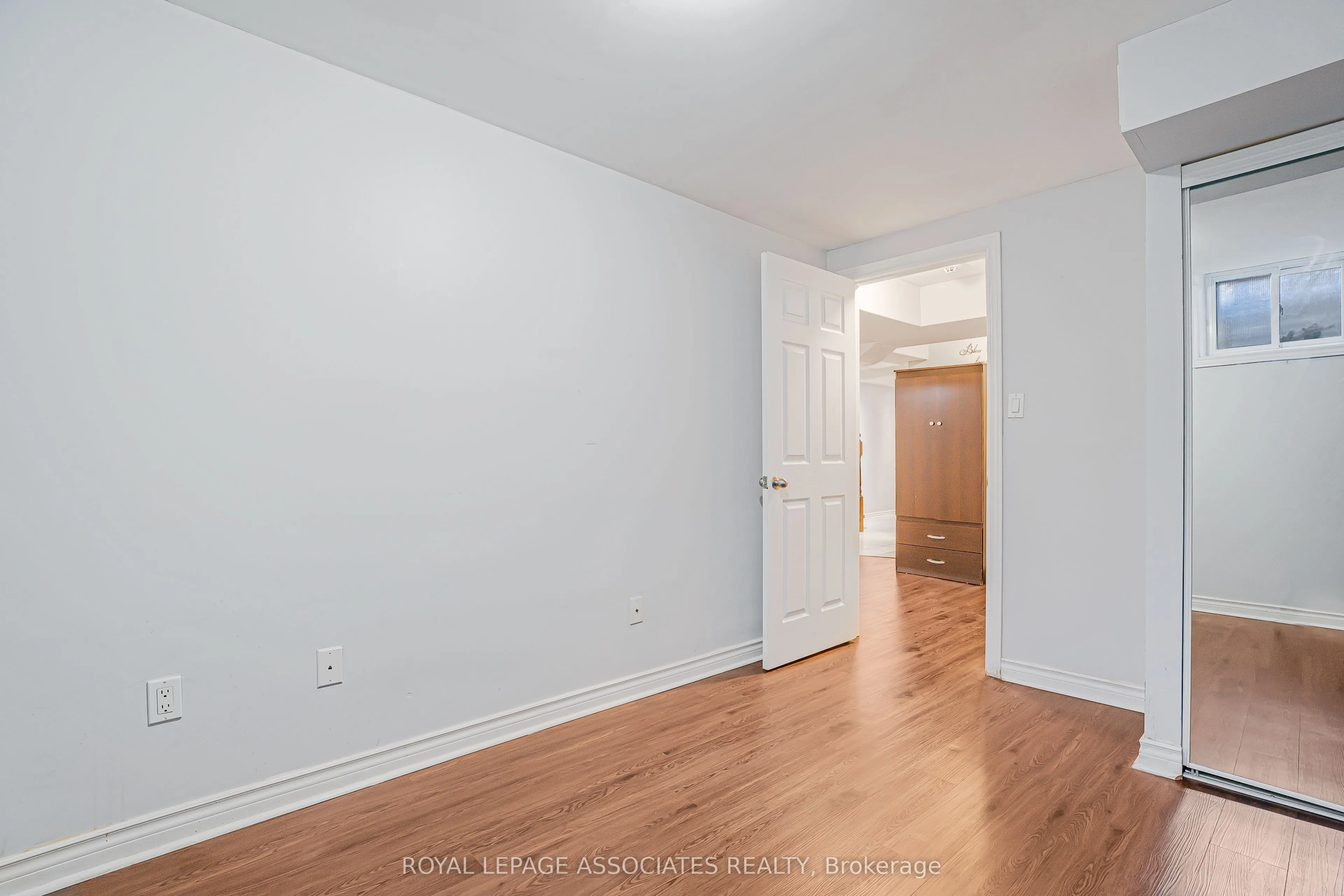 36 Clandfield Street, #BSMT