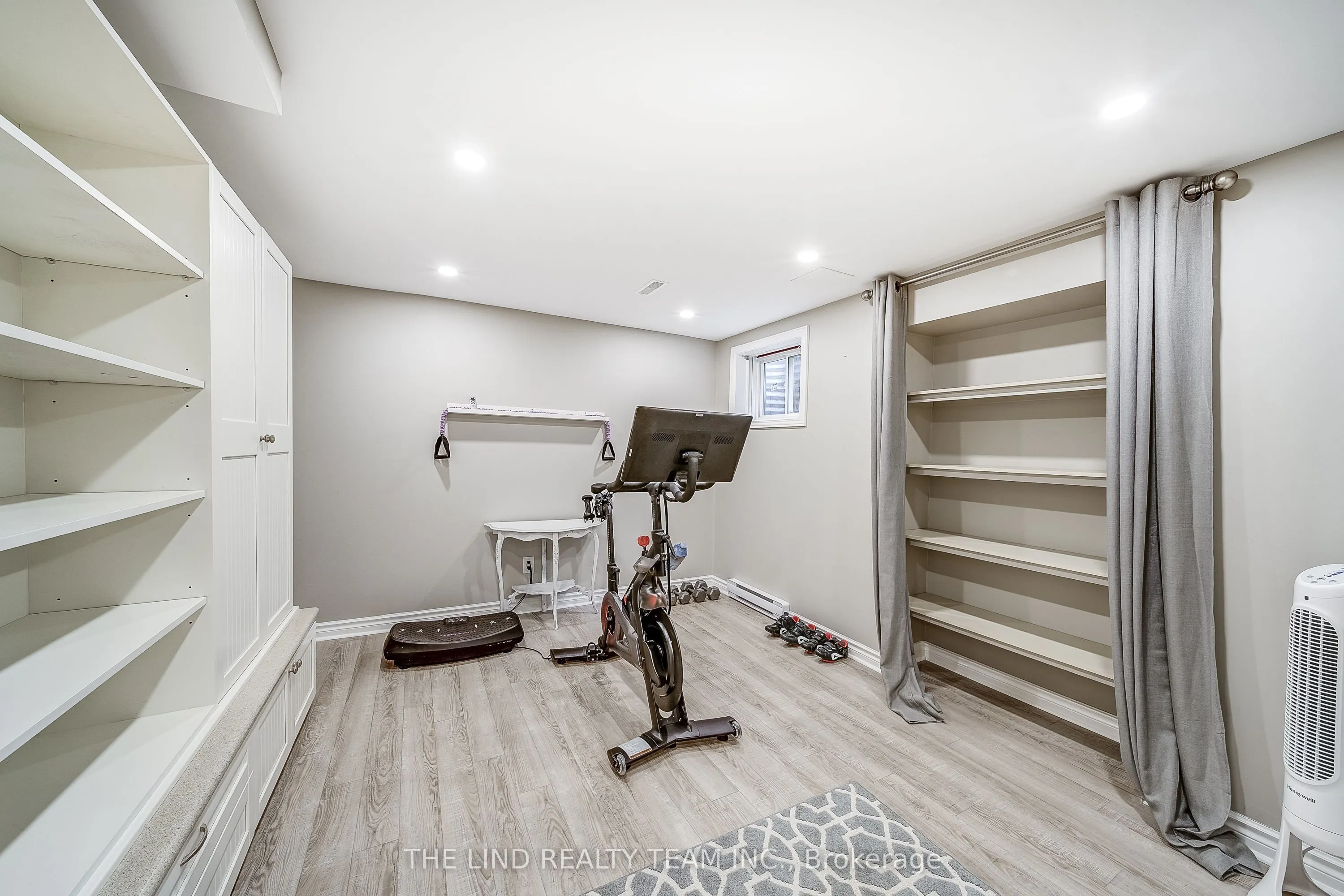 35 Golf Links Drive