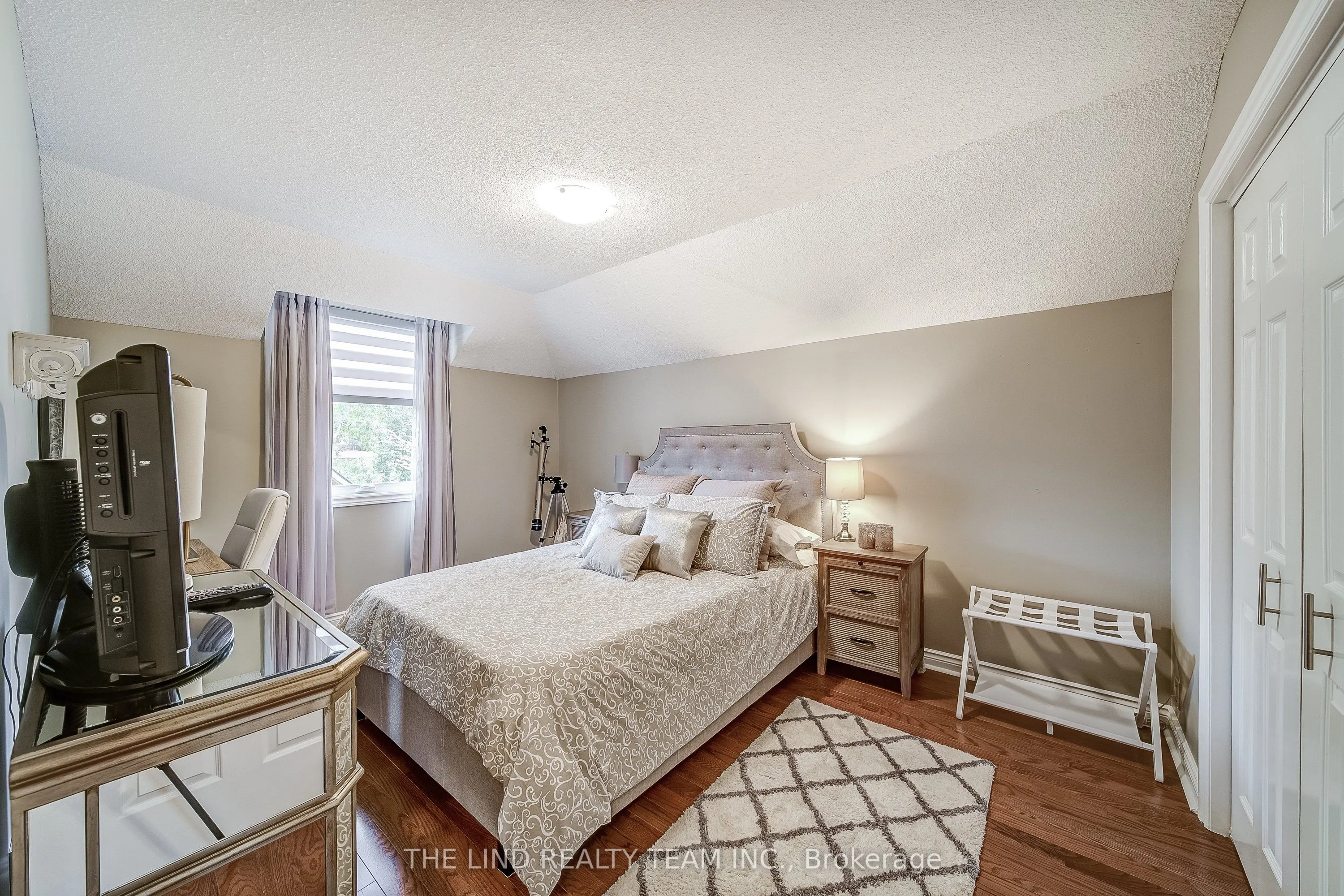 35 Golf Links Drive