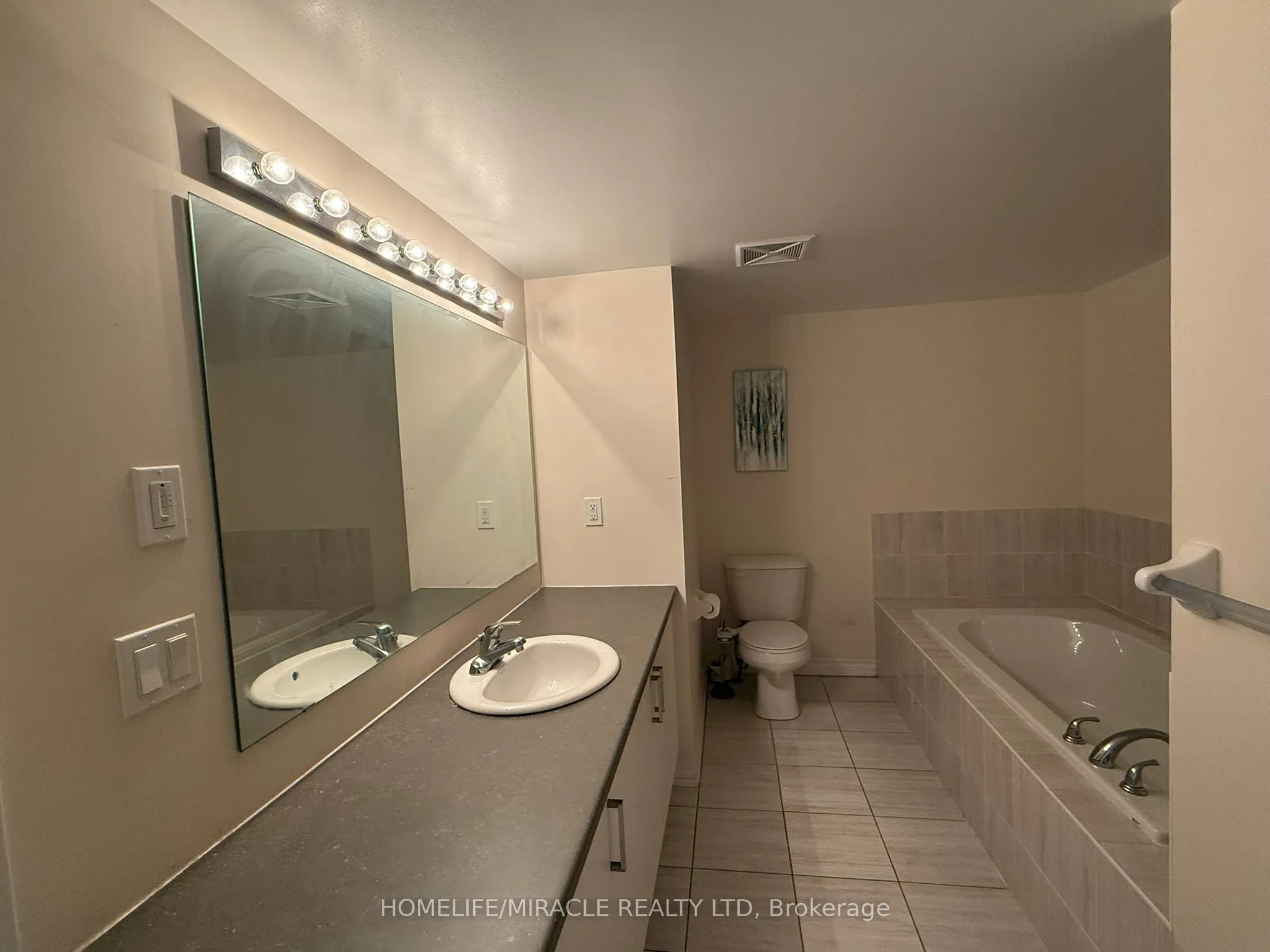 181 Parktree Drive, #33