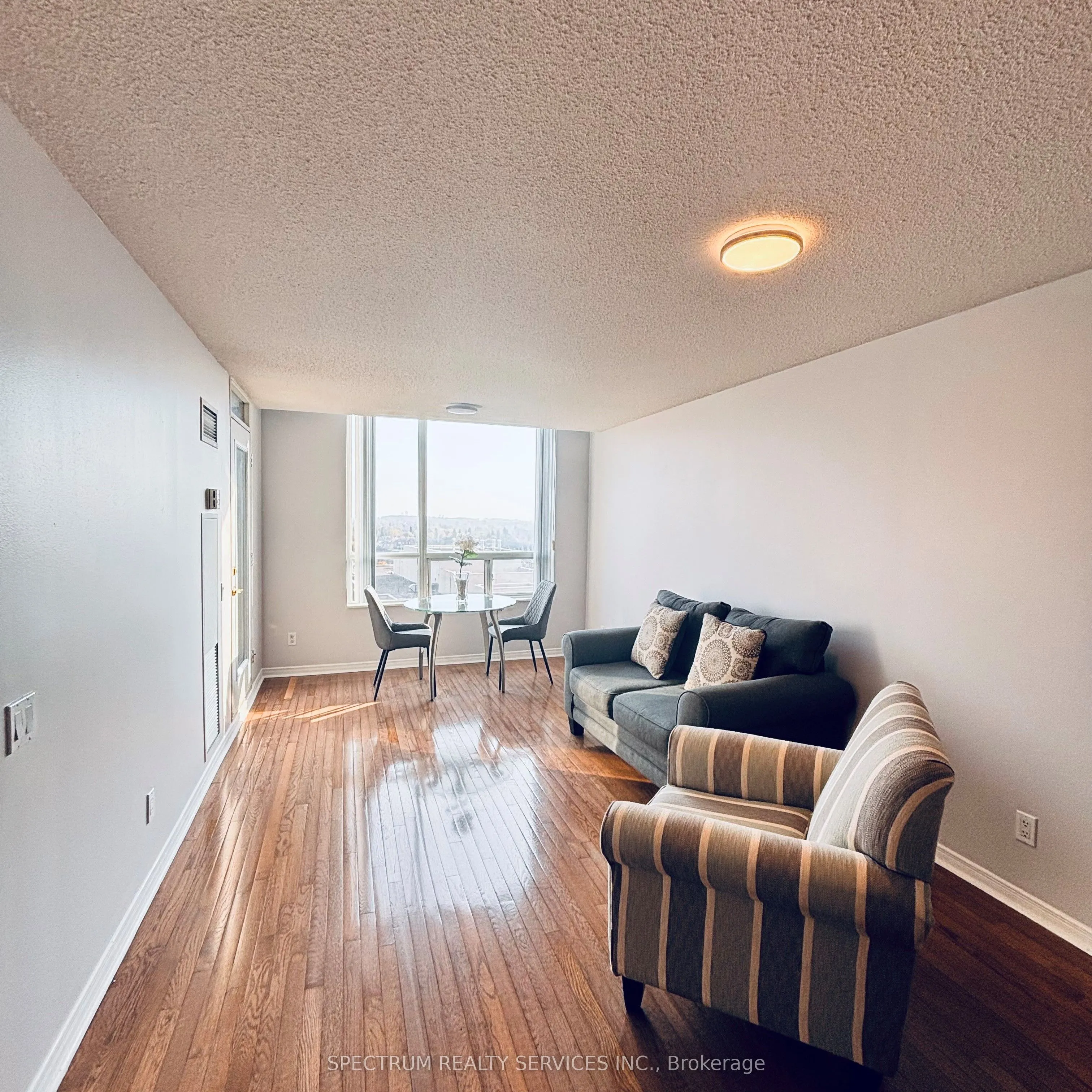 9 Northern Heights Drive, #1016
