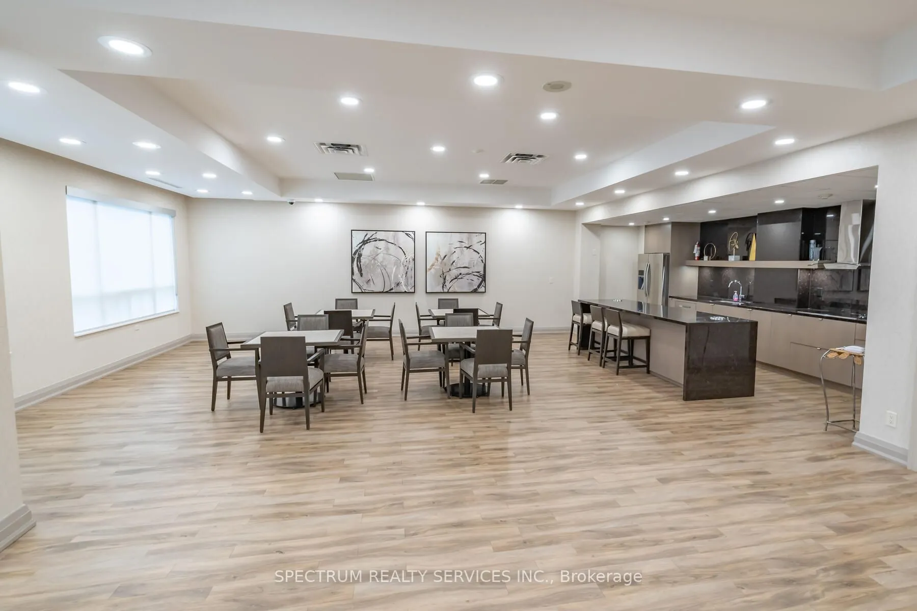 9 Northern Heights Drive, #1016