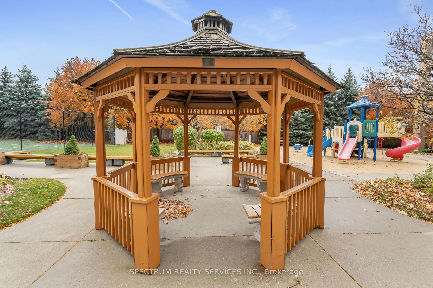 9 Northern Heights Drive, #1016
