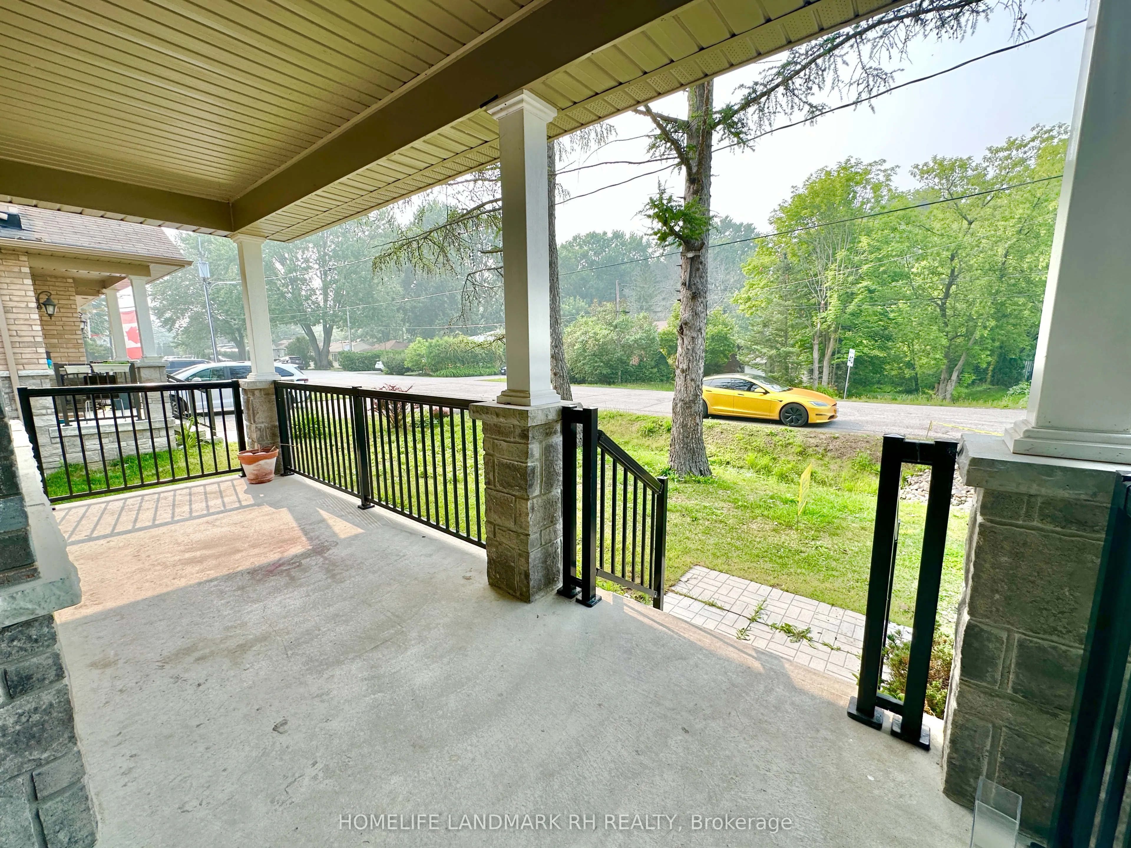 161 Pleasant Boulevard
