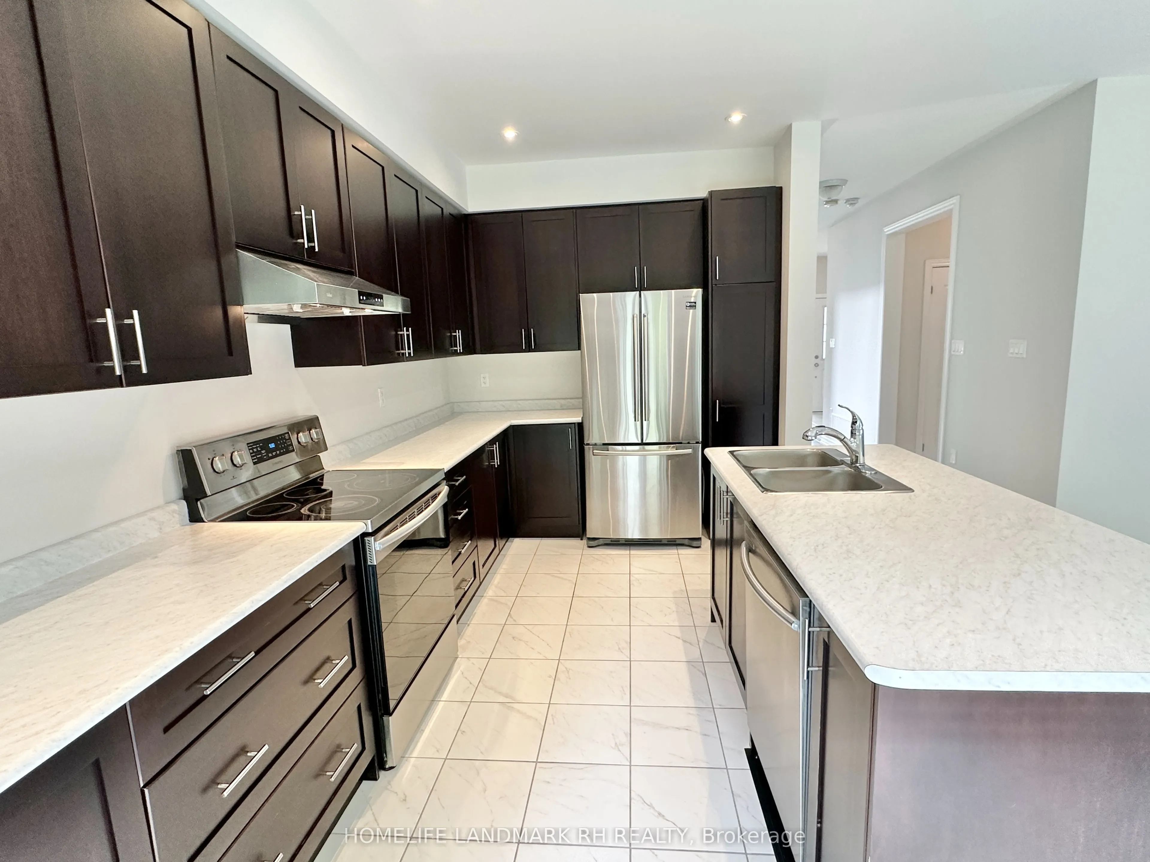 161 Pleasant Boulevard