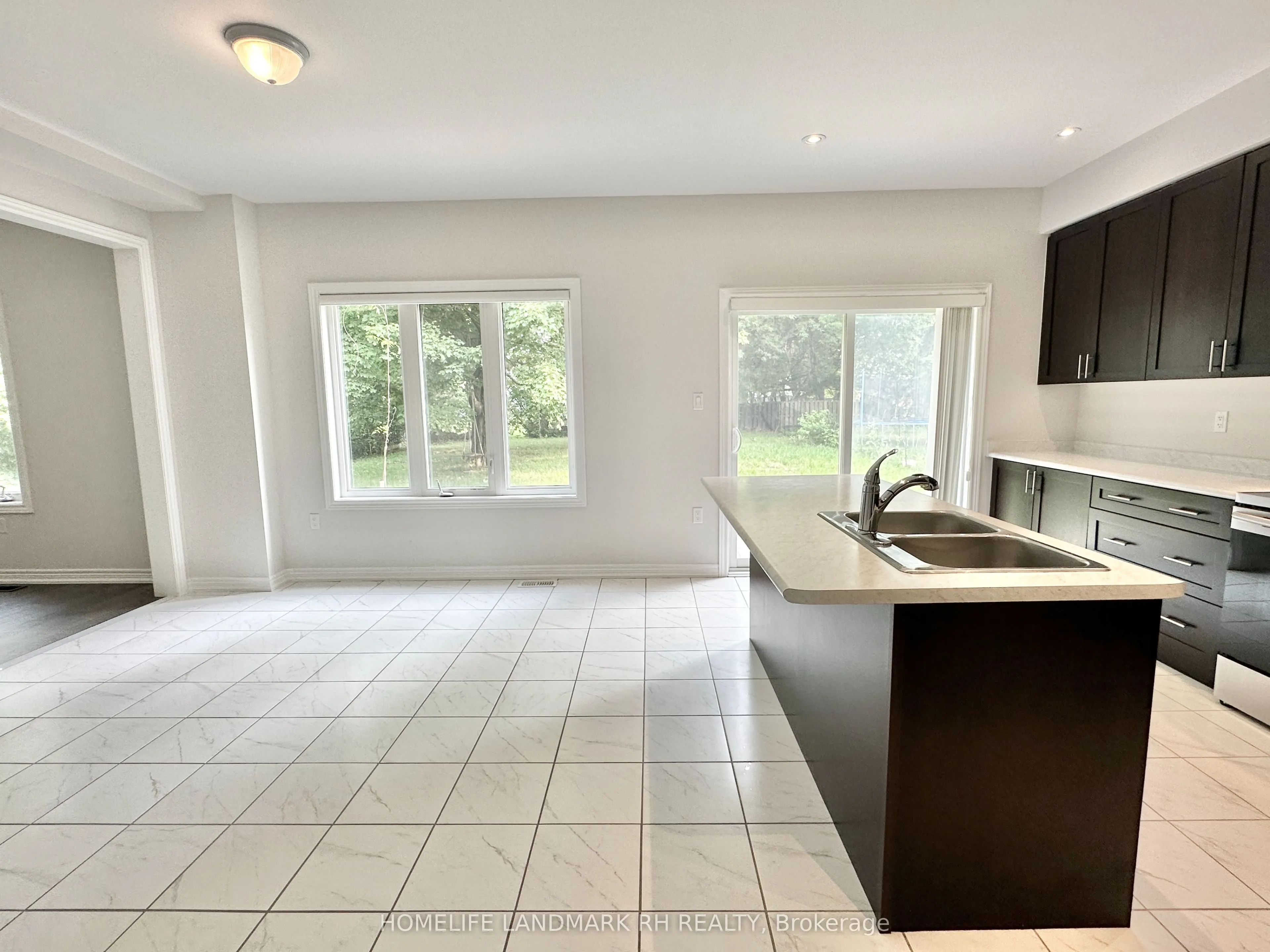 161 Pleasant Boulevard