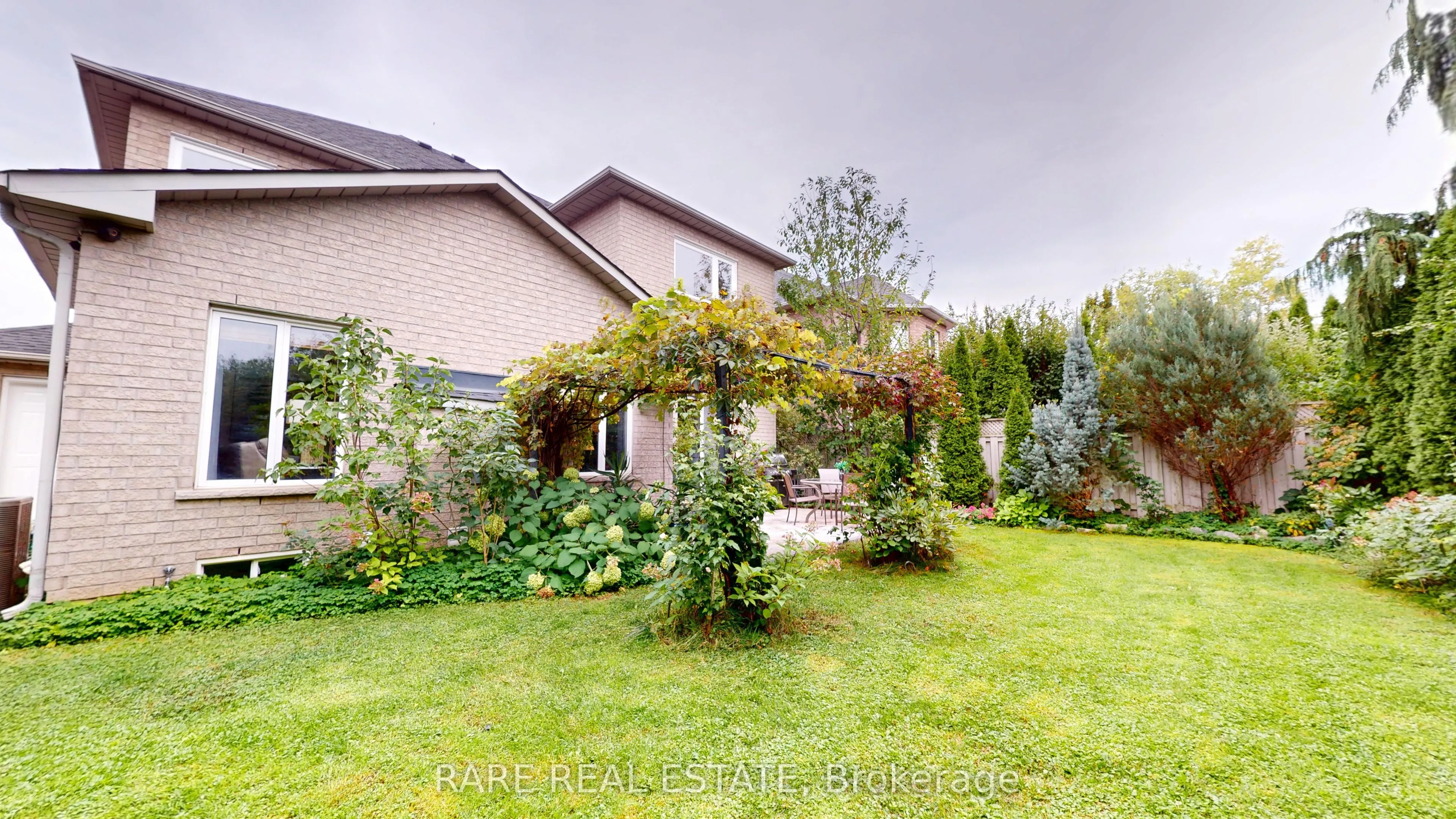 68 Kirkbride Crescent