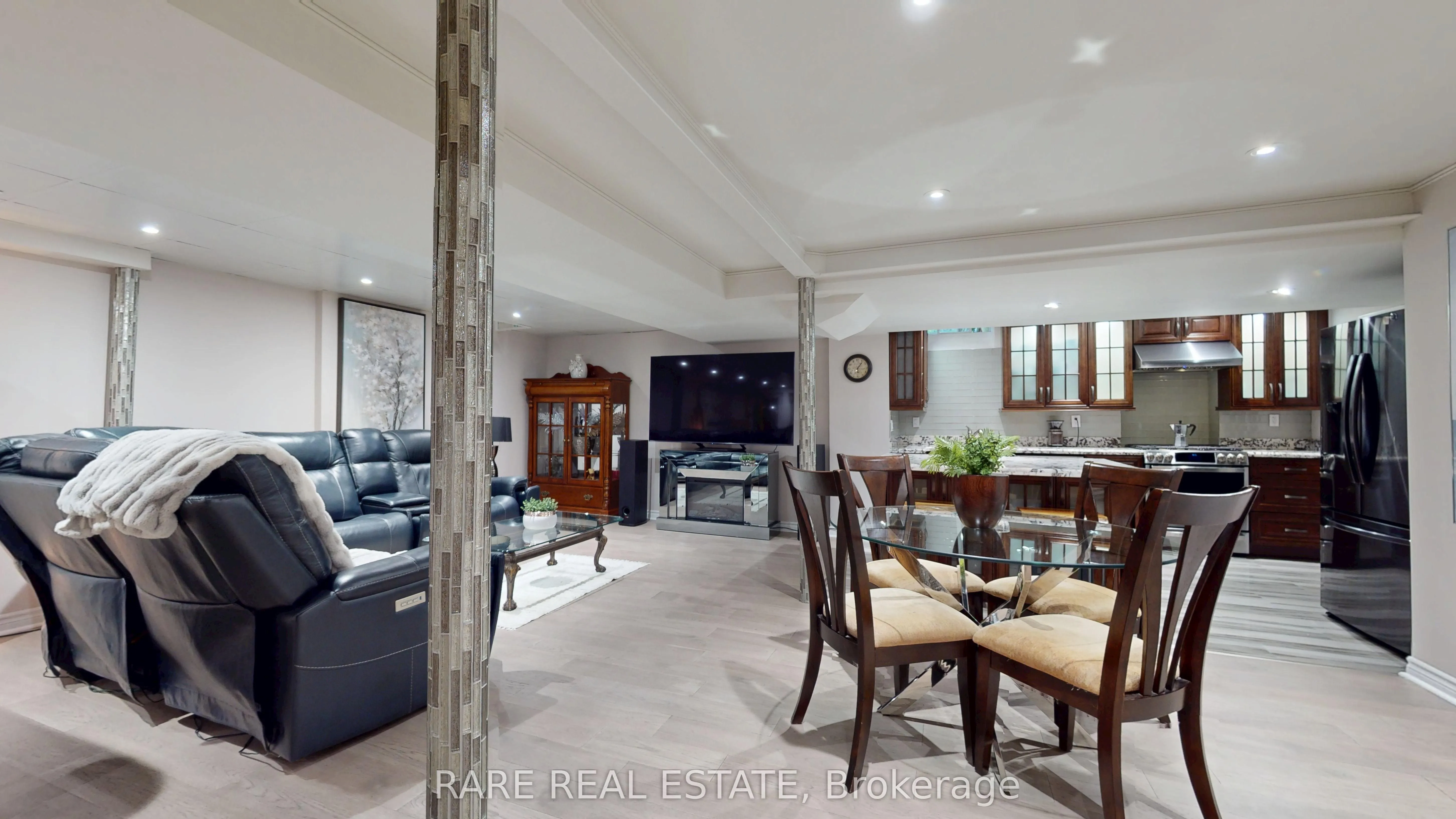 68 Kirkbride Crescent