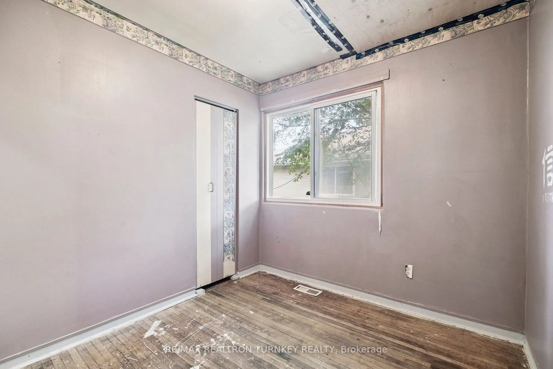 81 Rye Crescent